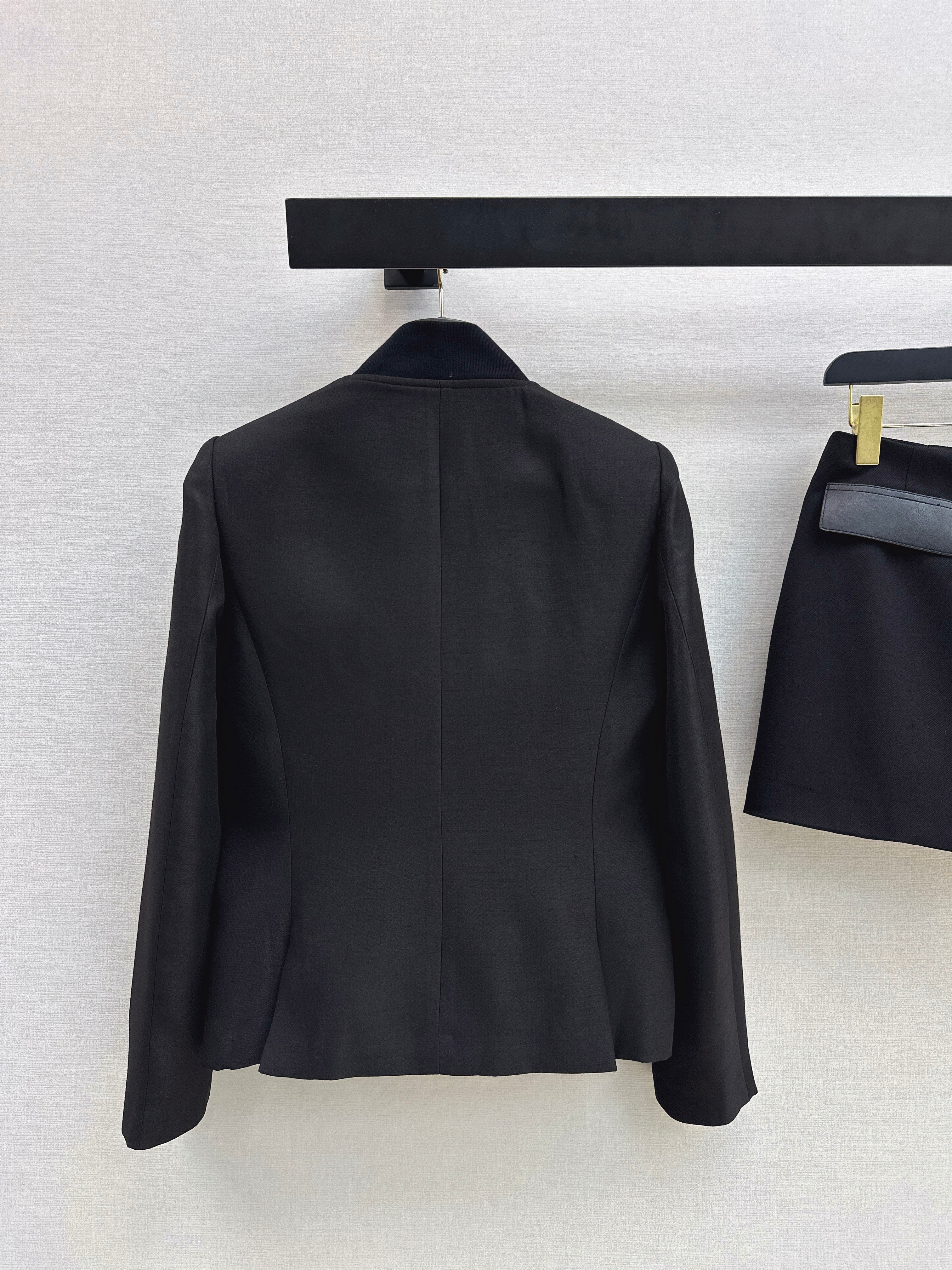 Double-breasted coat