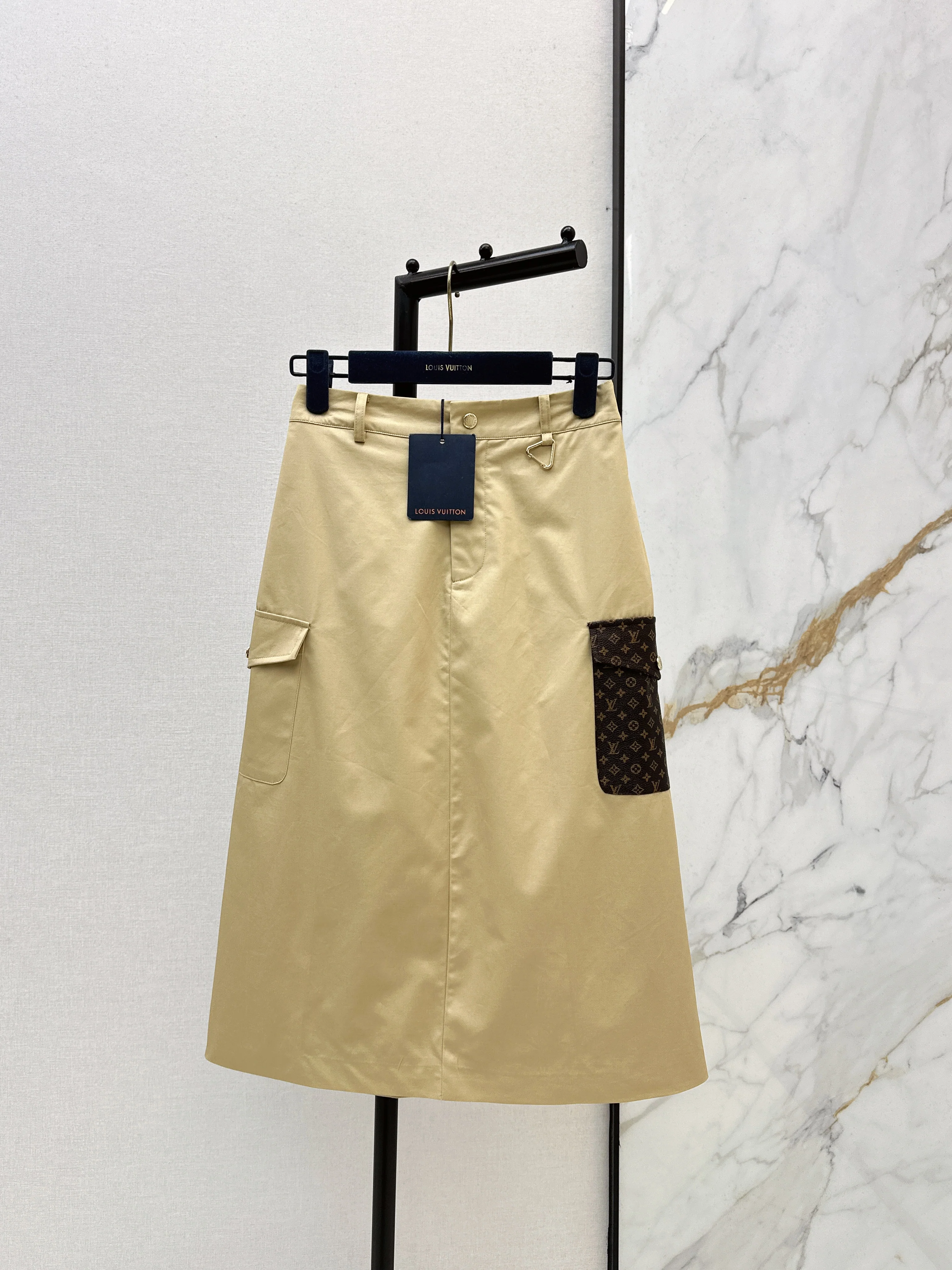 Pocket Appliqué Midi Skirt