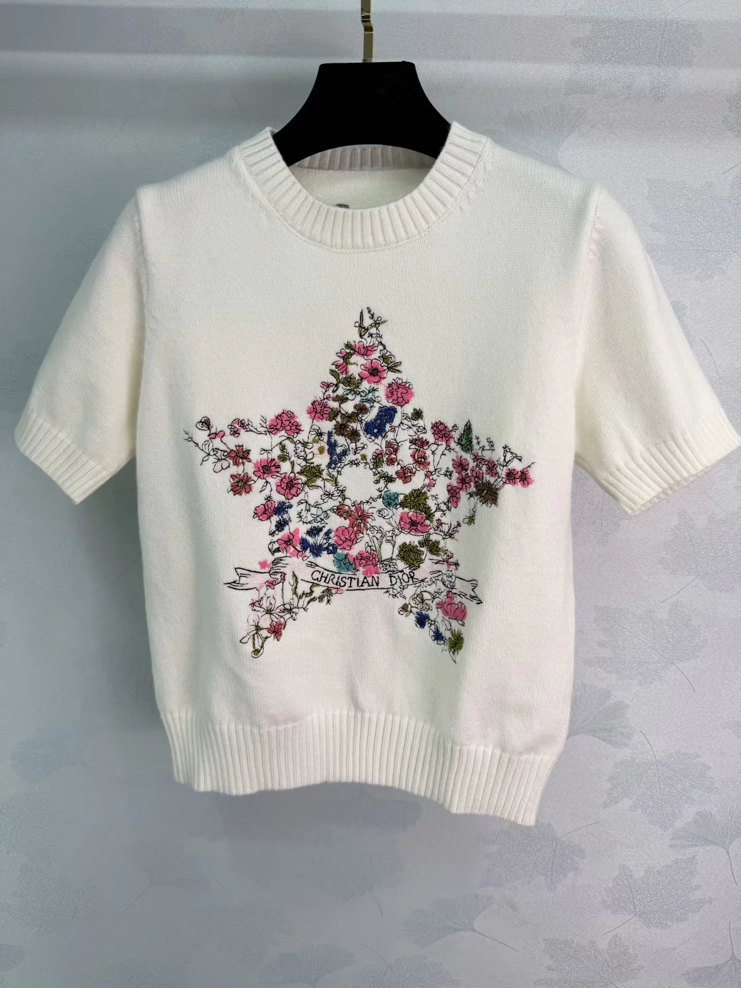 Five-pointed star embroidered T-shirt