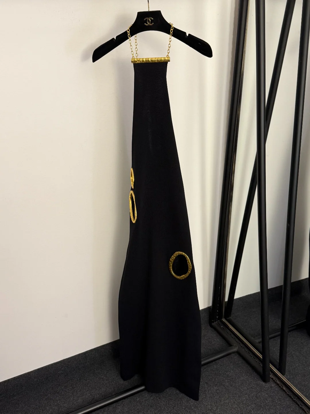 Hallet neck knit dress