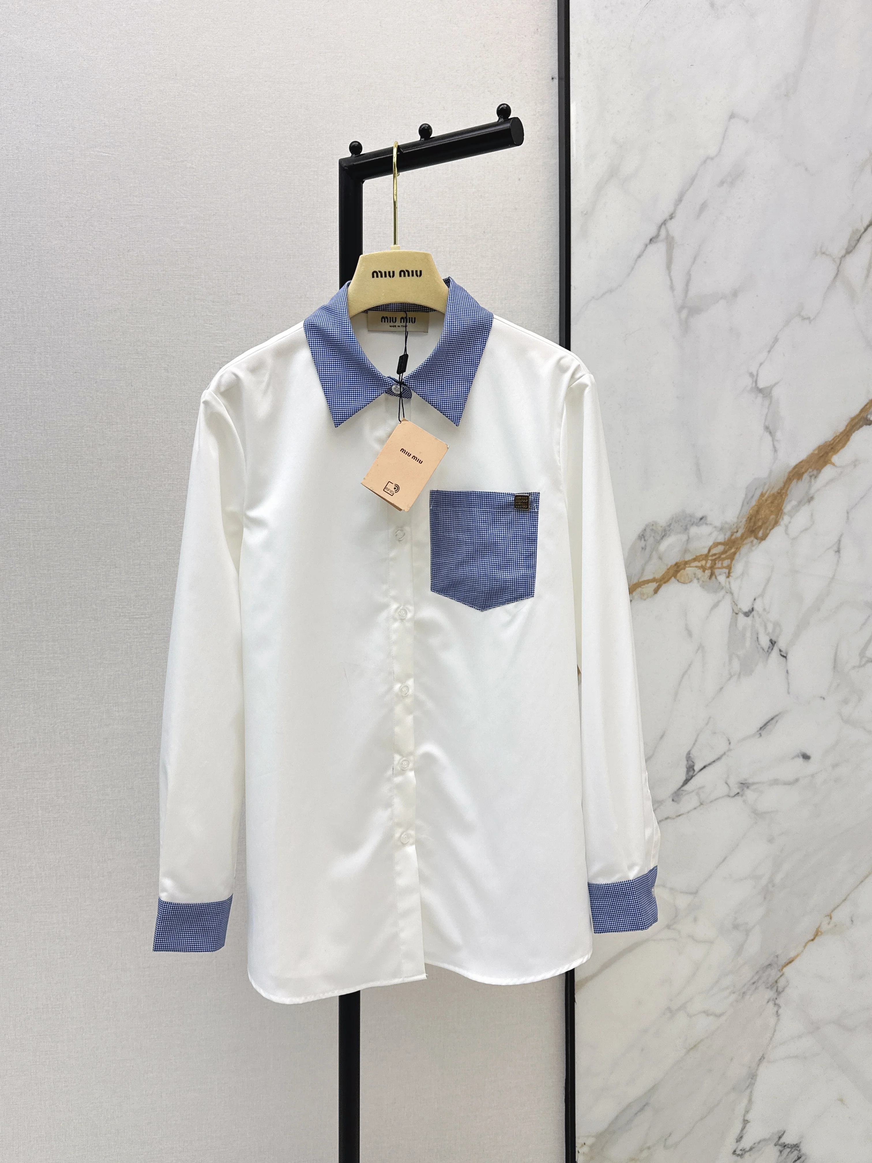 Color-blocked decorative shirt