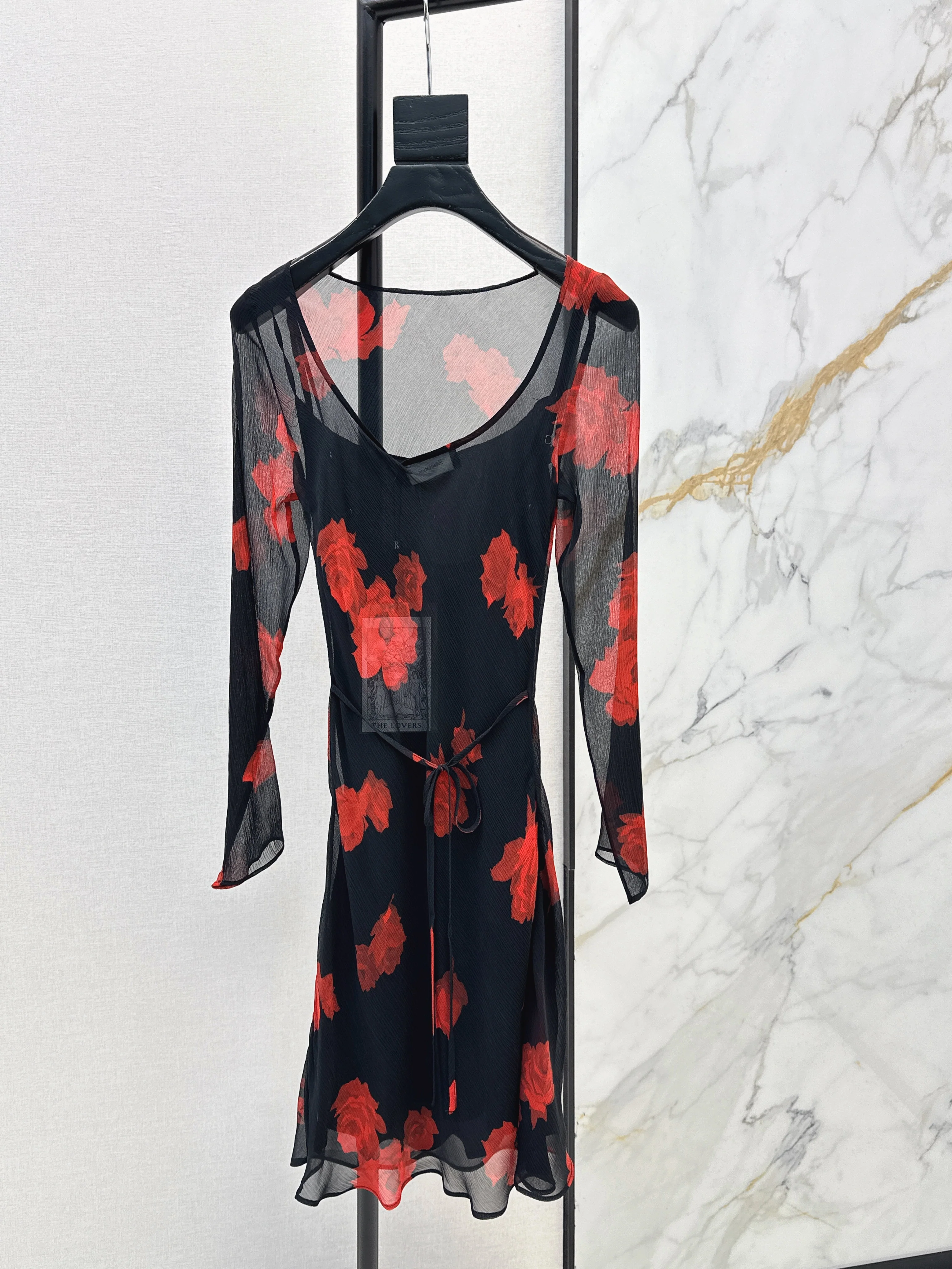 Floral print long sleeveless dress