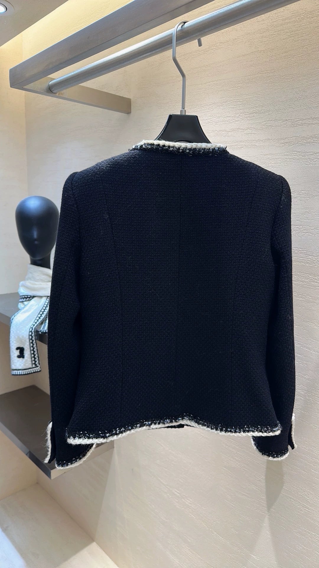 Color-blocked tweed short jacket