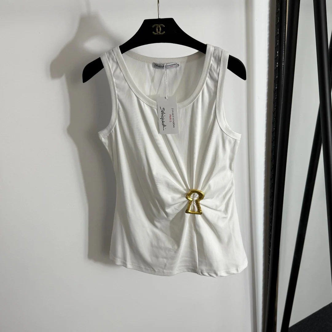 Pleated, slim-fit ribbed vest