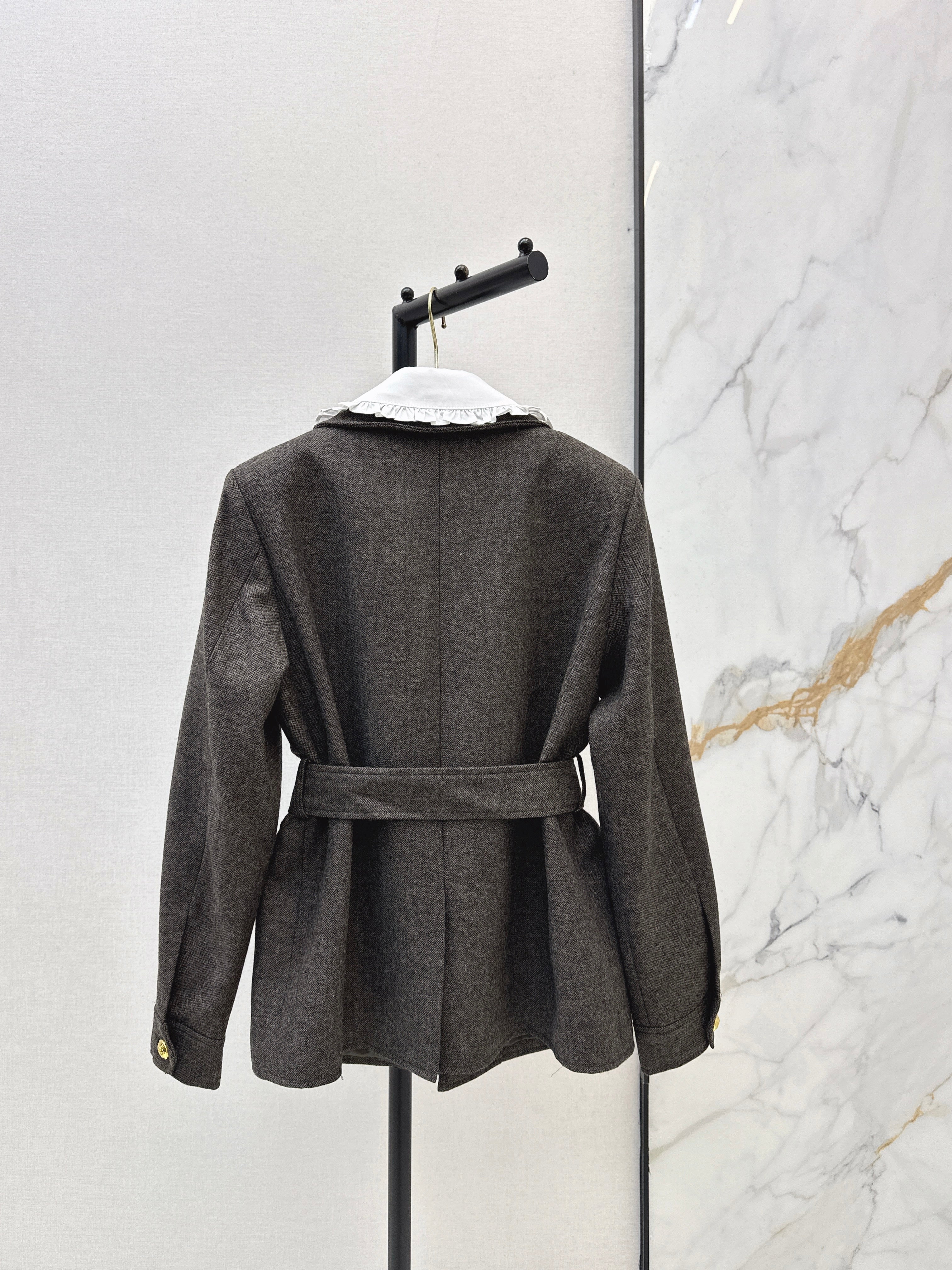 Color-blocked four-pocket jacket