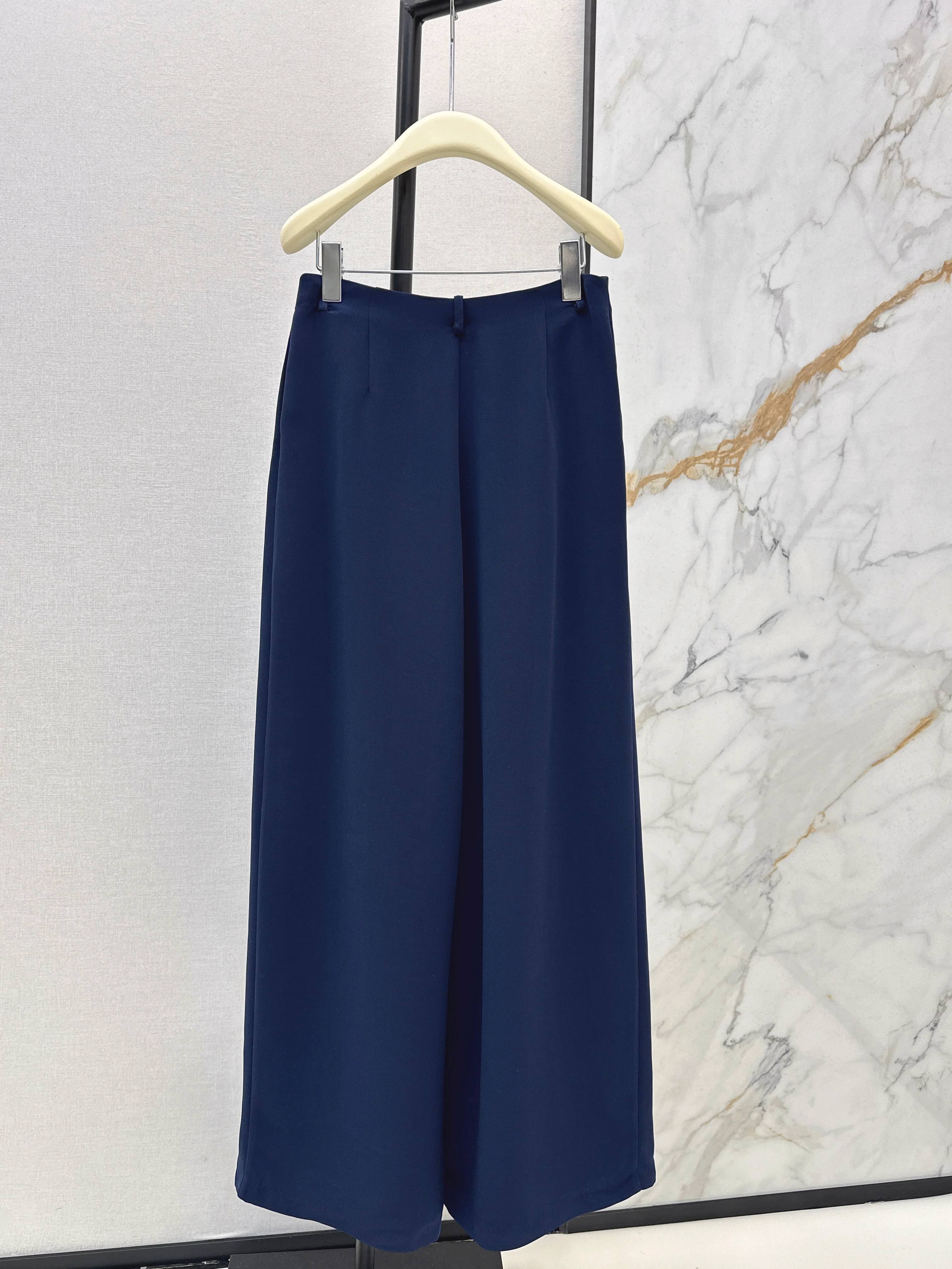 Vintage-inspired trousers