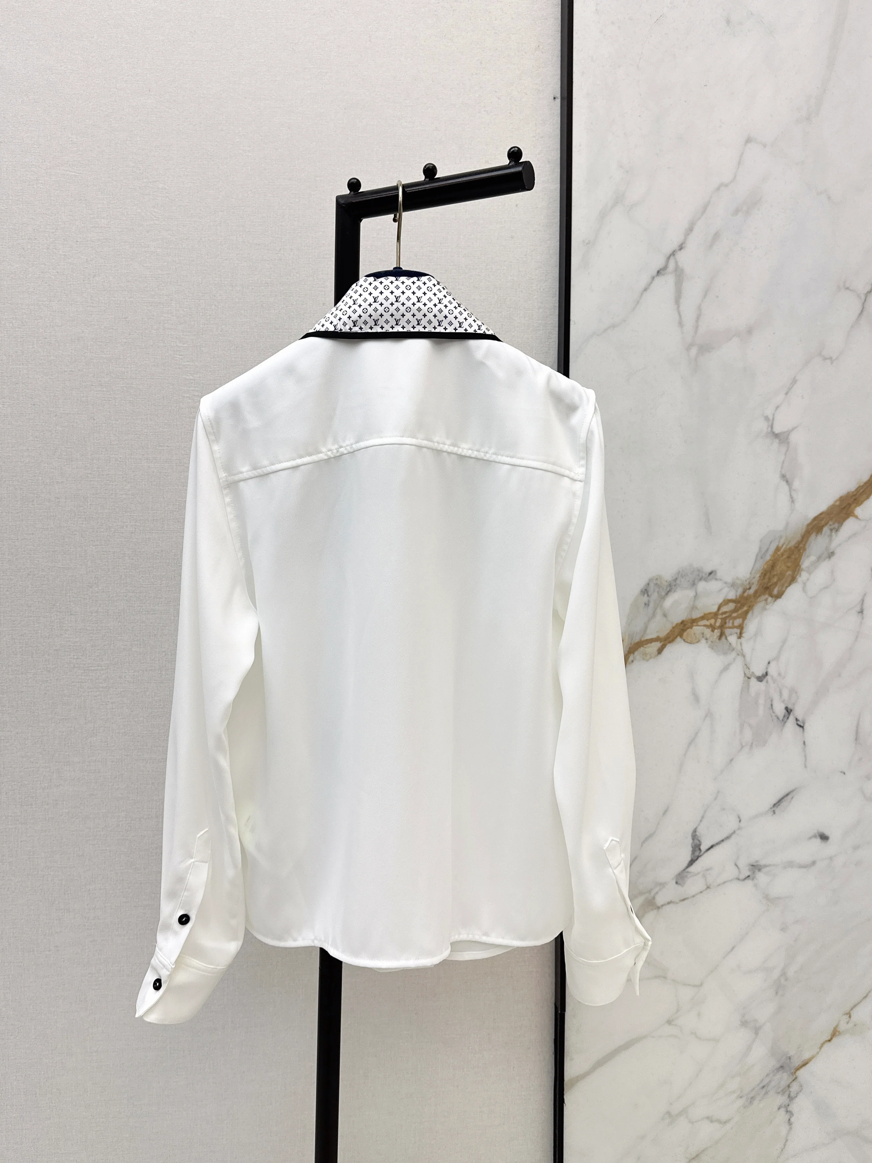 26ss Ribbon-trimmed shirt
