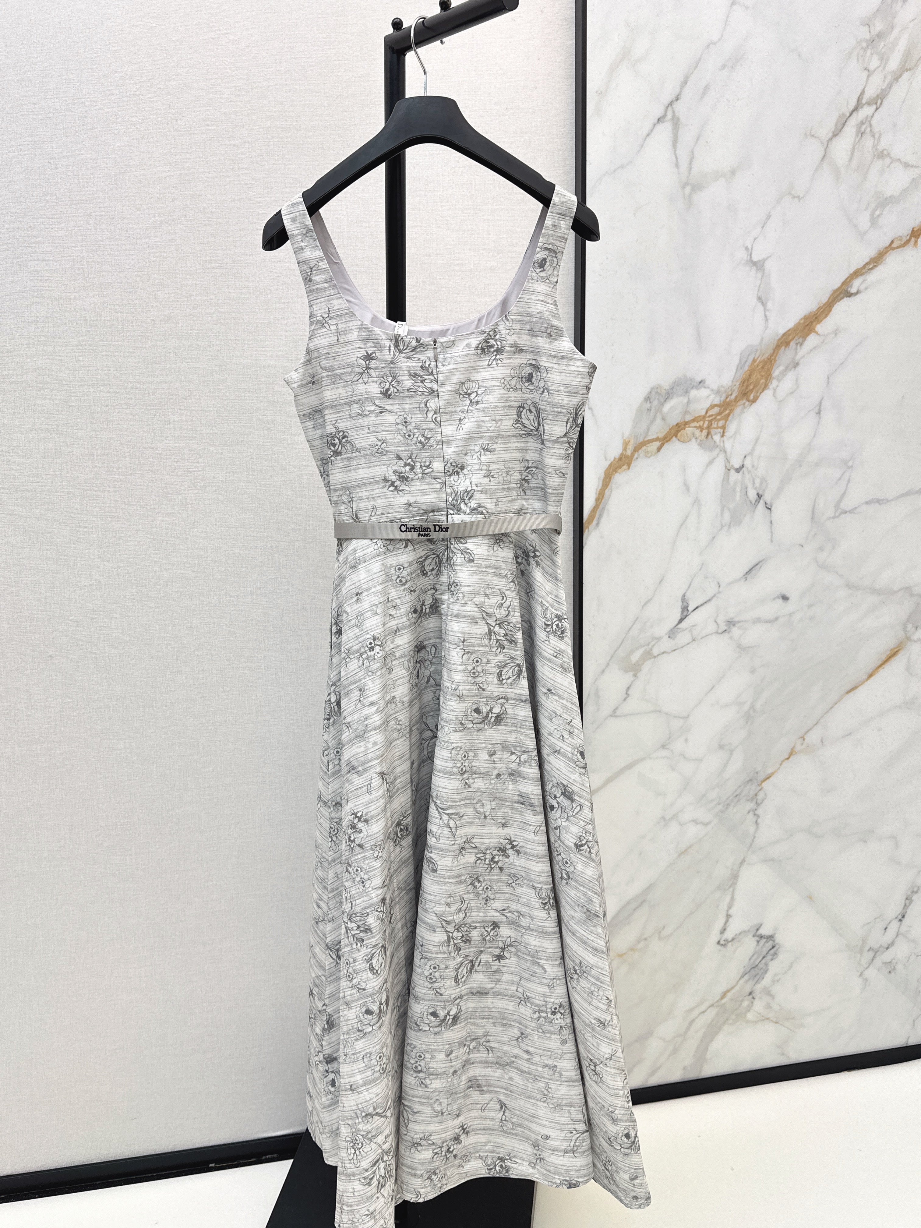 26ss Jacquard Long Sleeveless Dress