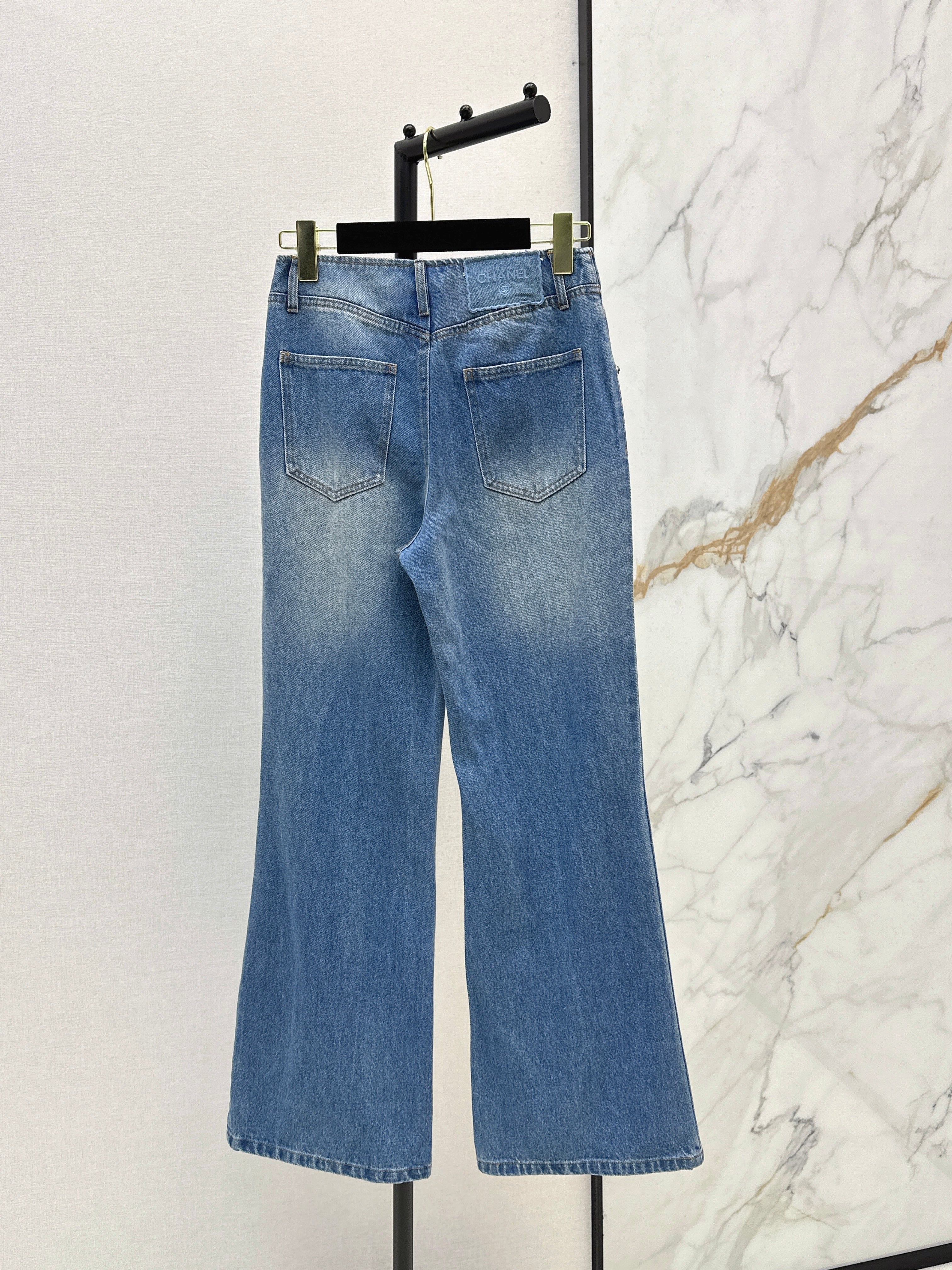 26ss Distressed Washed Low-Rise Jeans