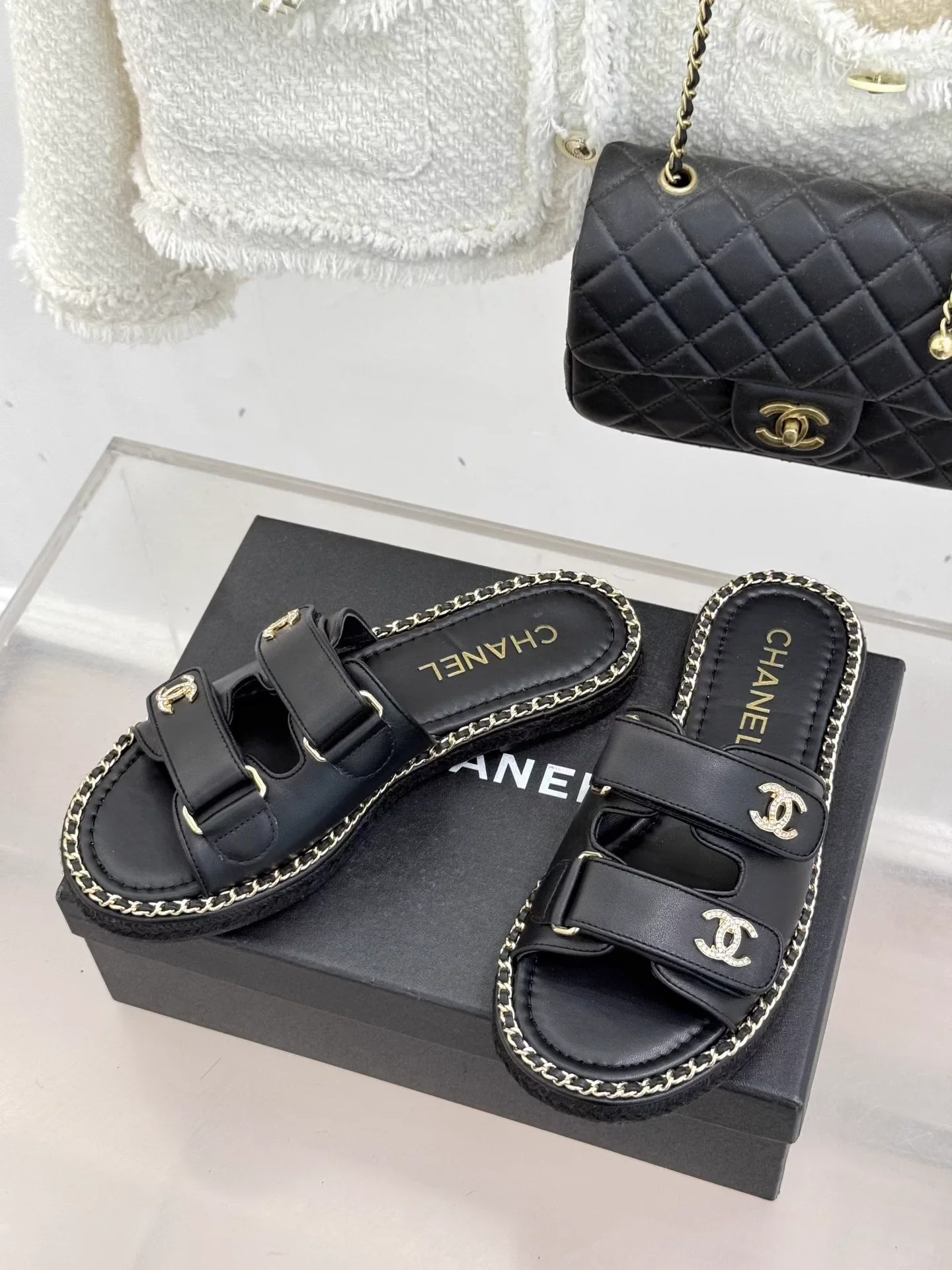 Double C backpack buckle Velcro slippers