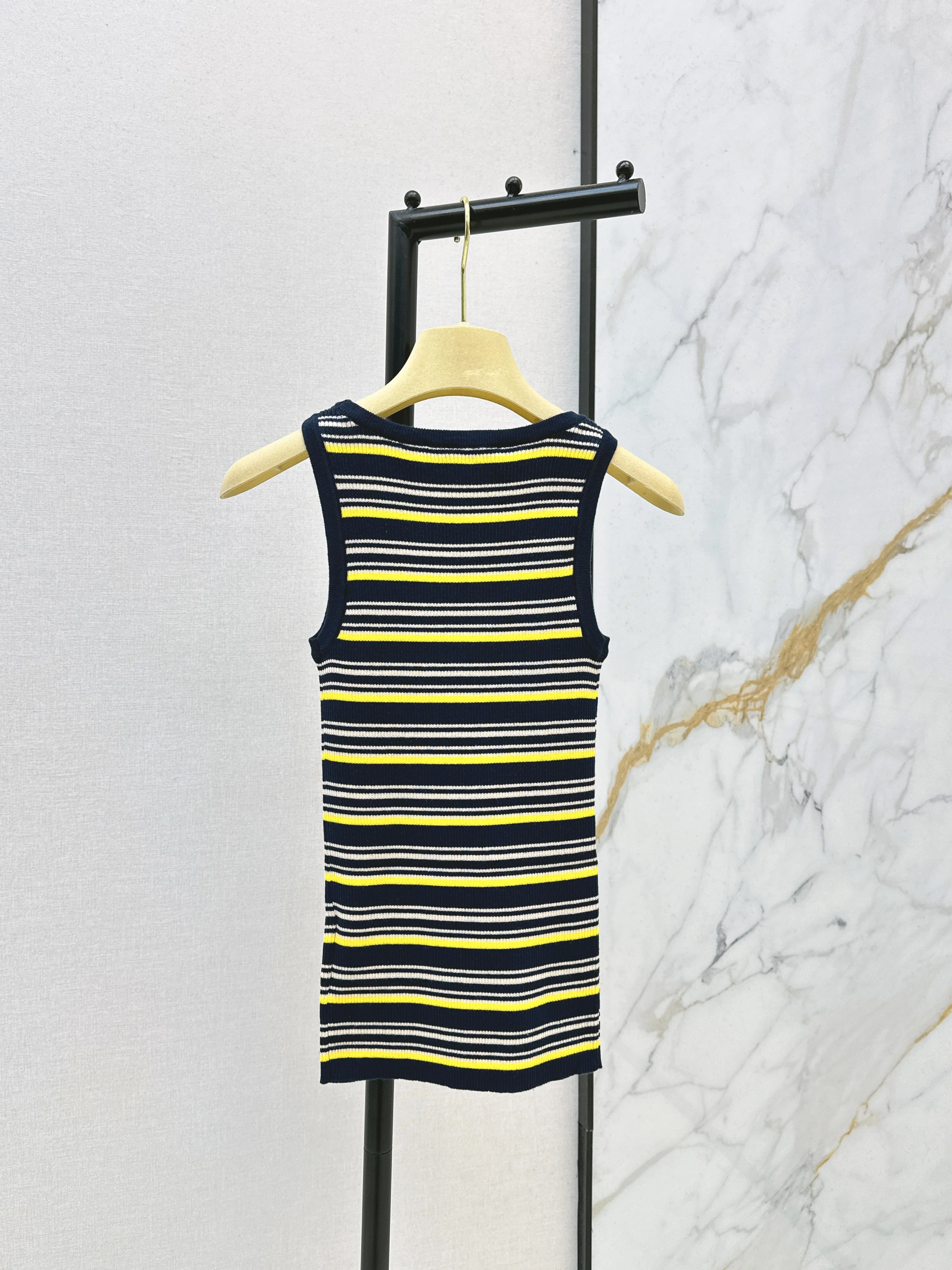 Striped sleeveless knit vest