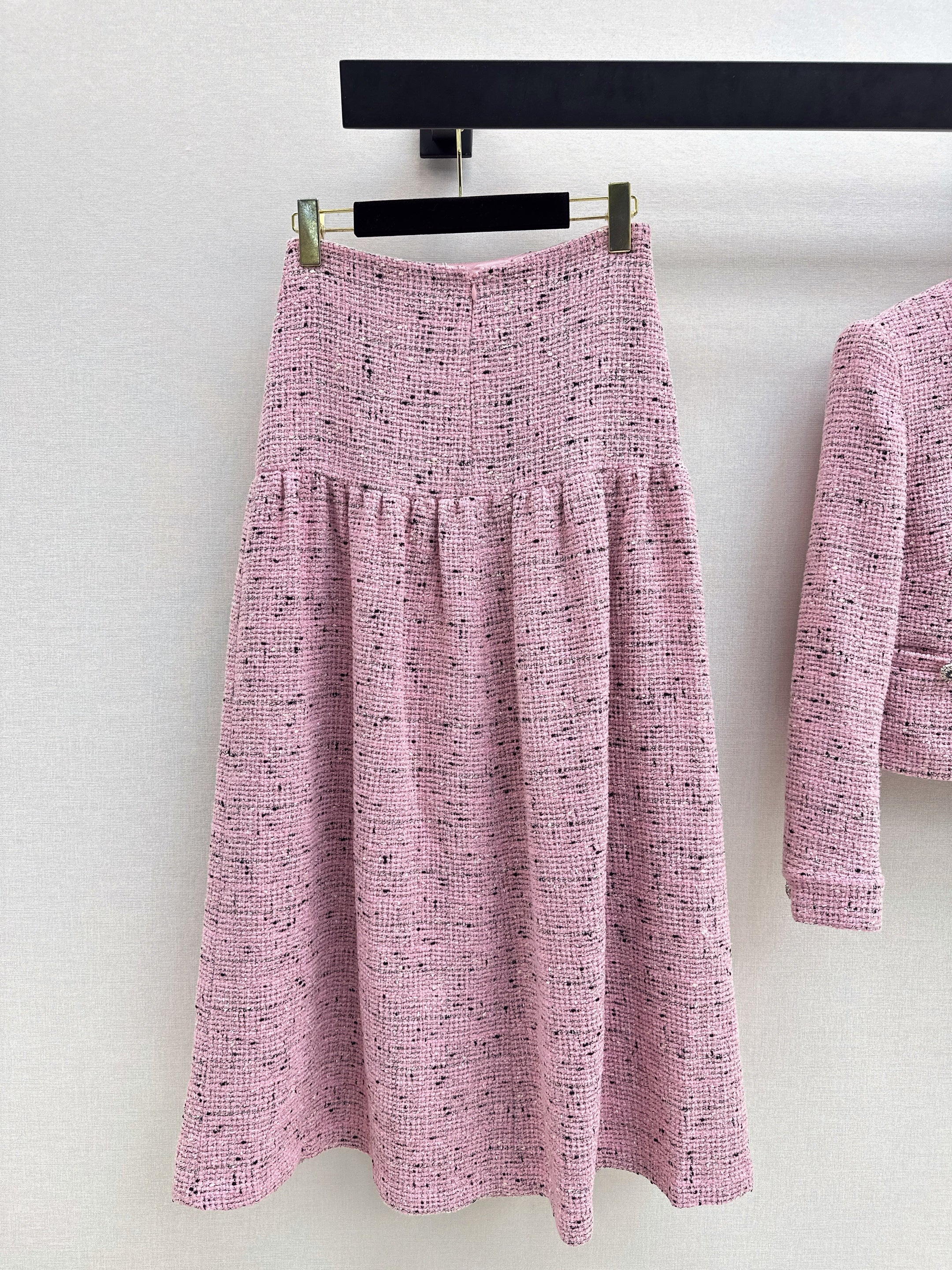 High-Waisted Pleated Long Skirt