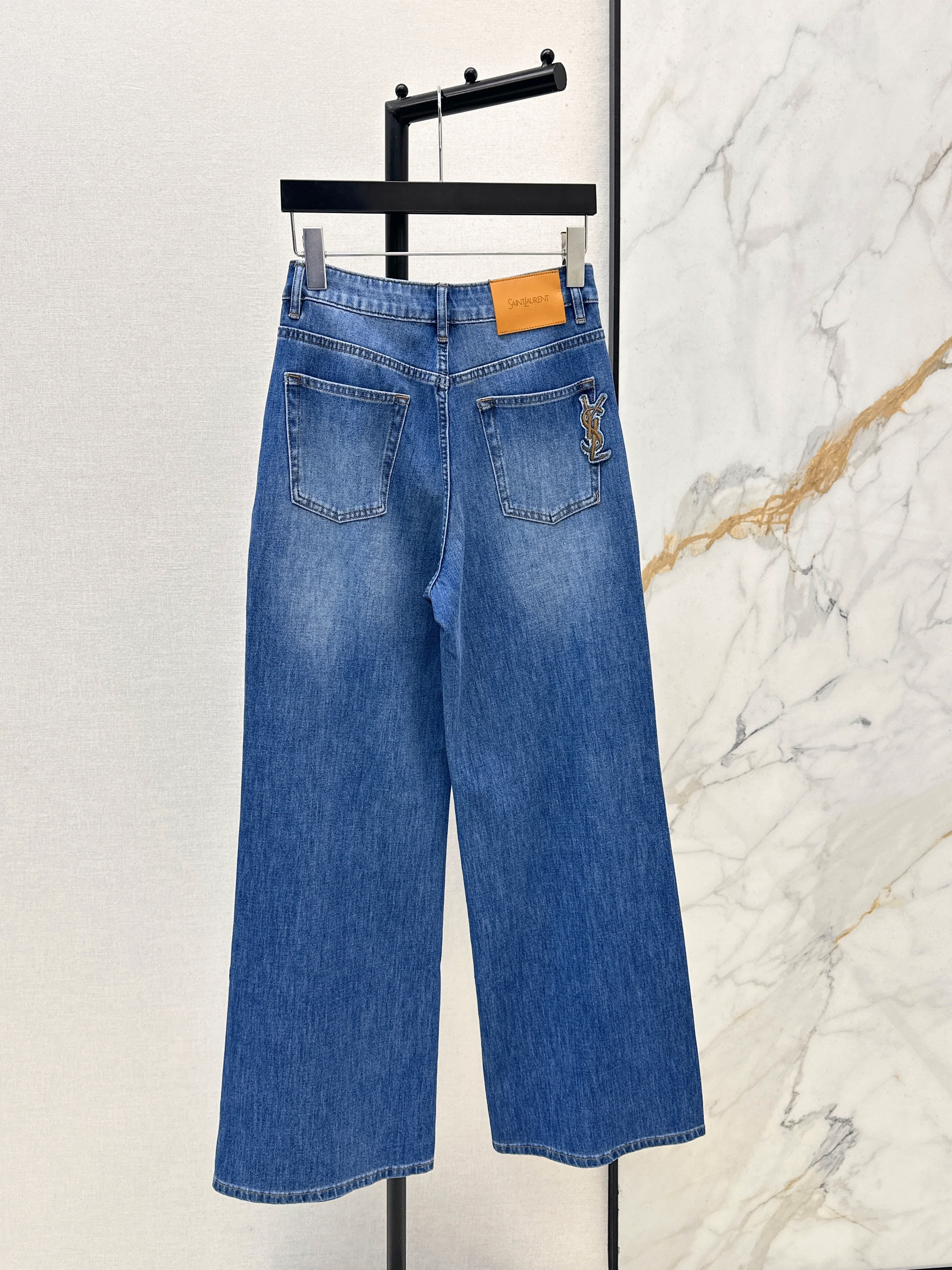 26ss Straight Leg Jeans