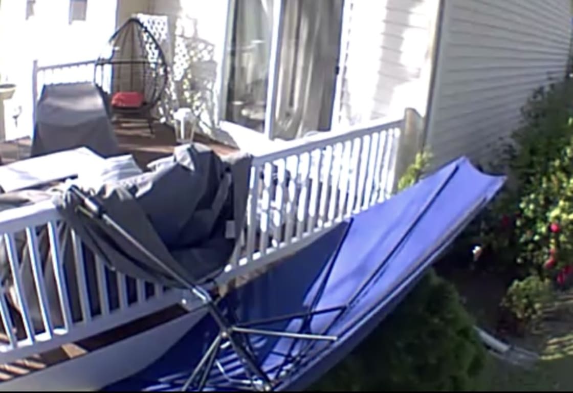 Navy Blue Crank & Tilt Round Patio Umbrella, 9