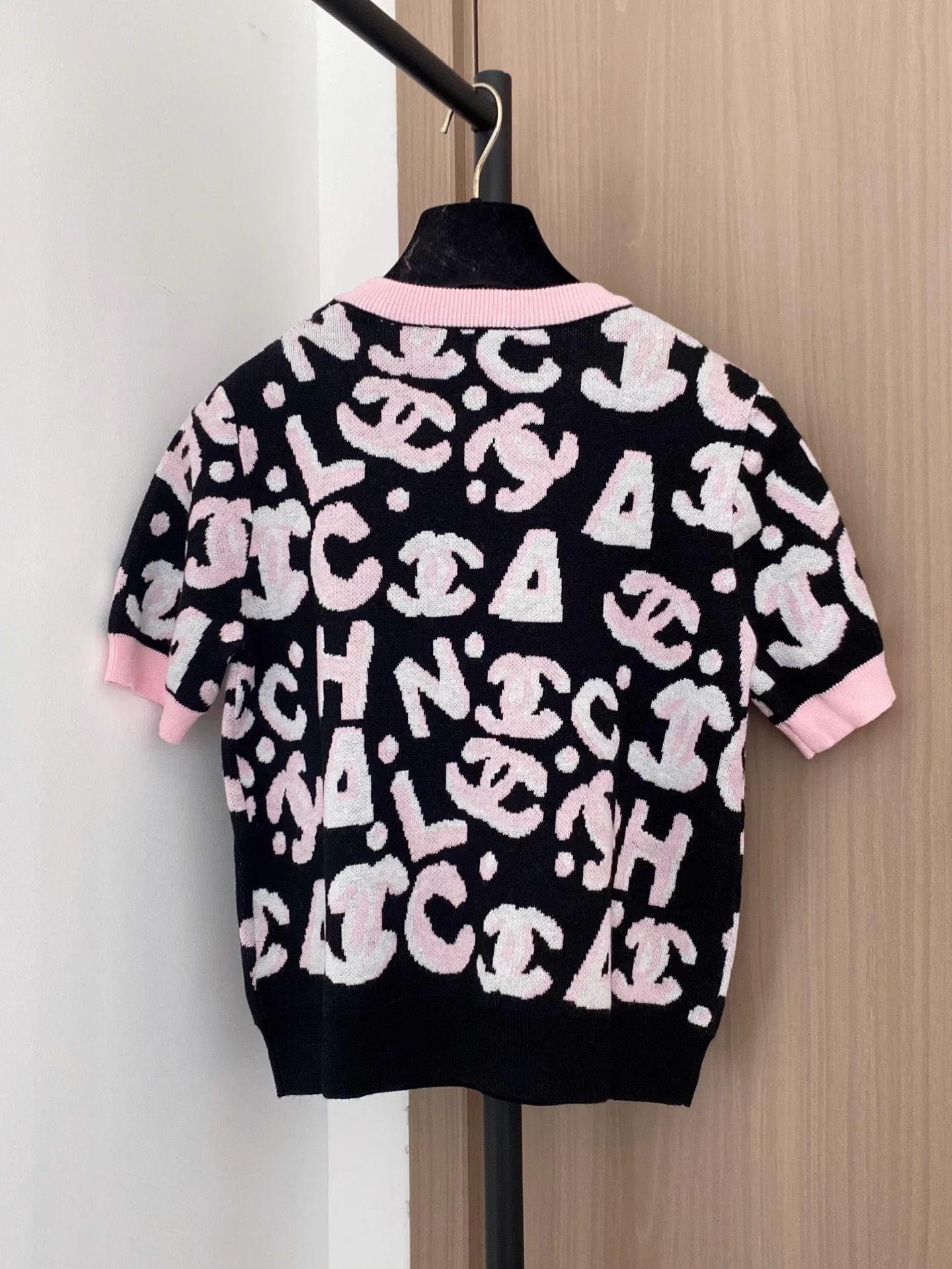 Jacquard Letter Short-Sleeve T-Shirt