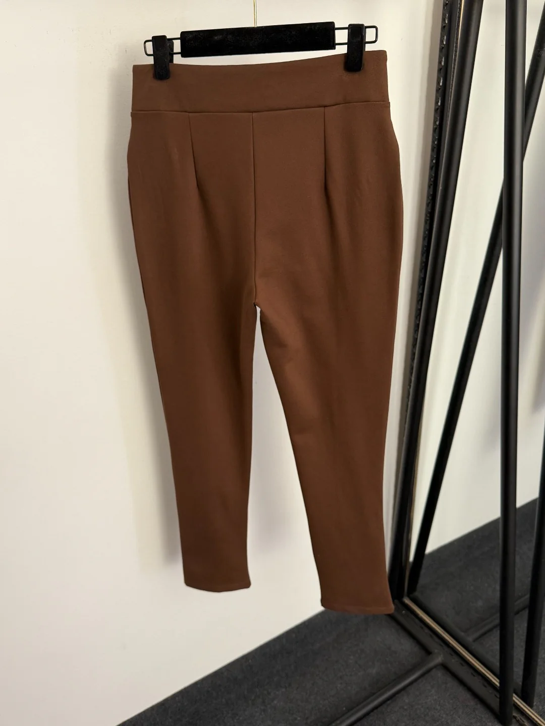 Slim-fitting leggings