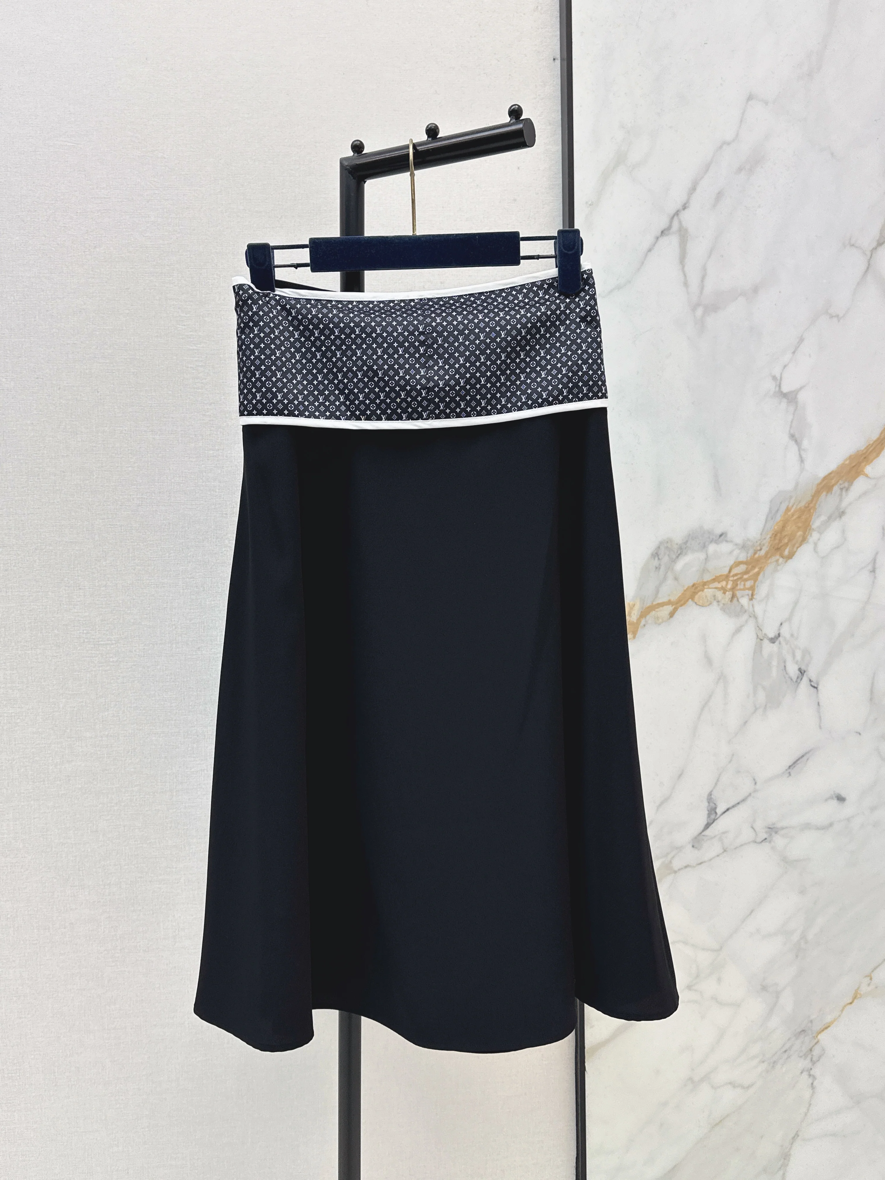 26ss Tie-up bow midi skirt