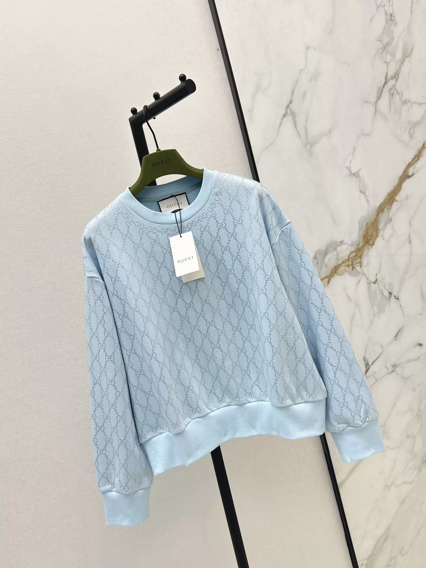 Hoodie & long sleeves