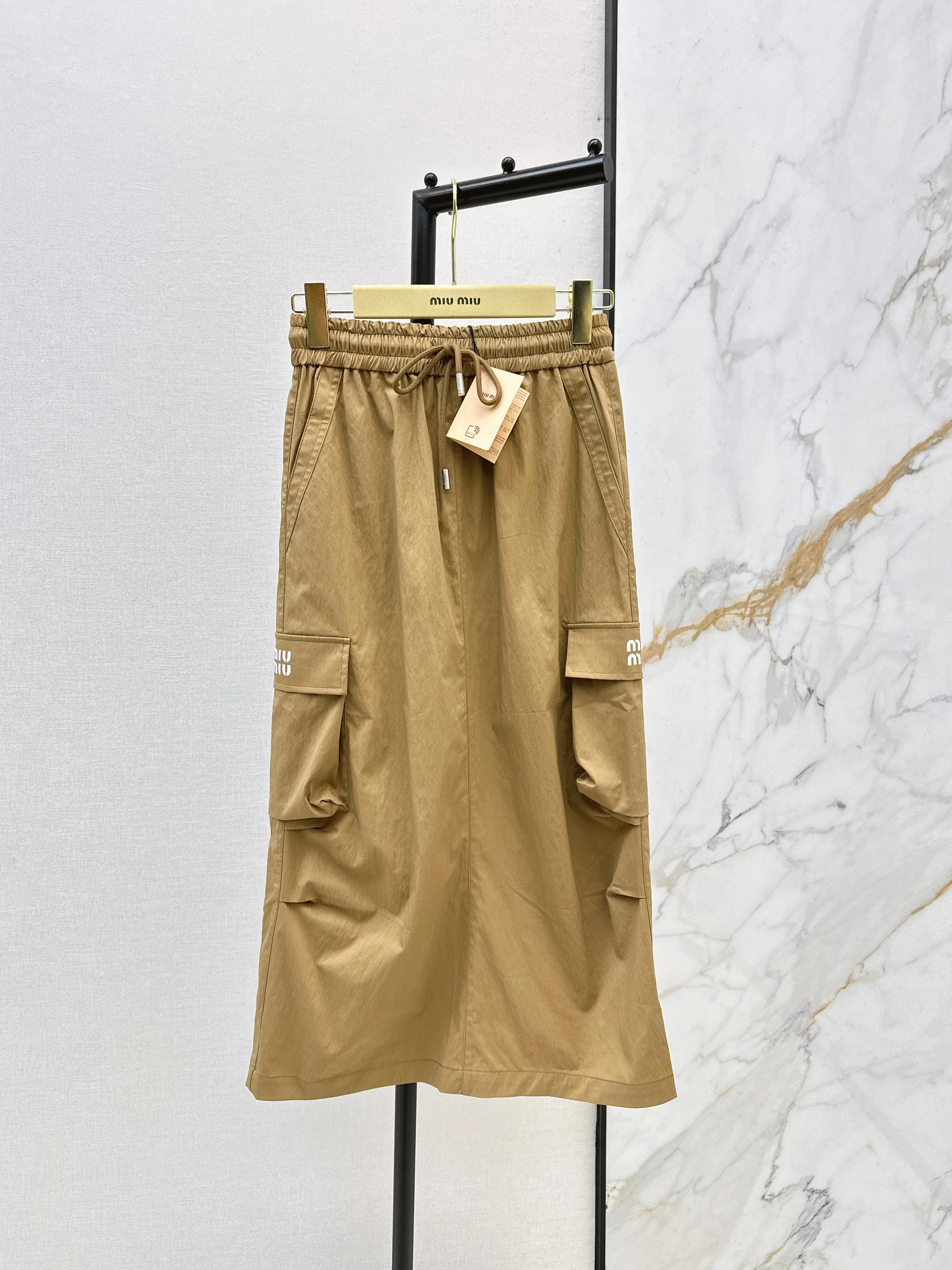 26ss Workwear-inspired midi skirt