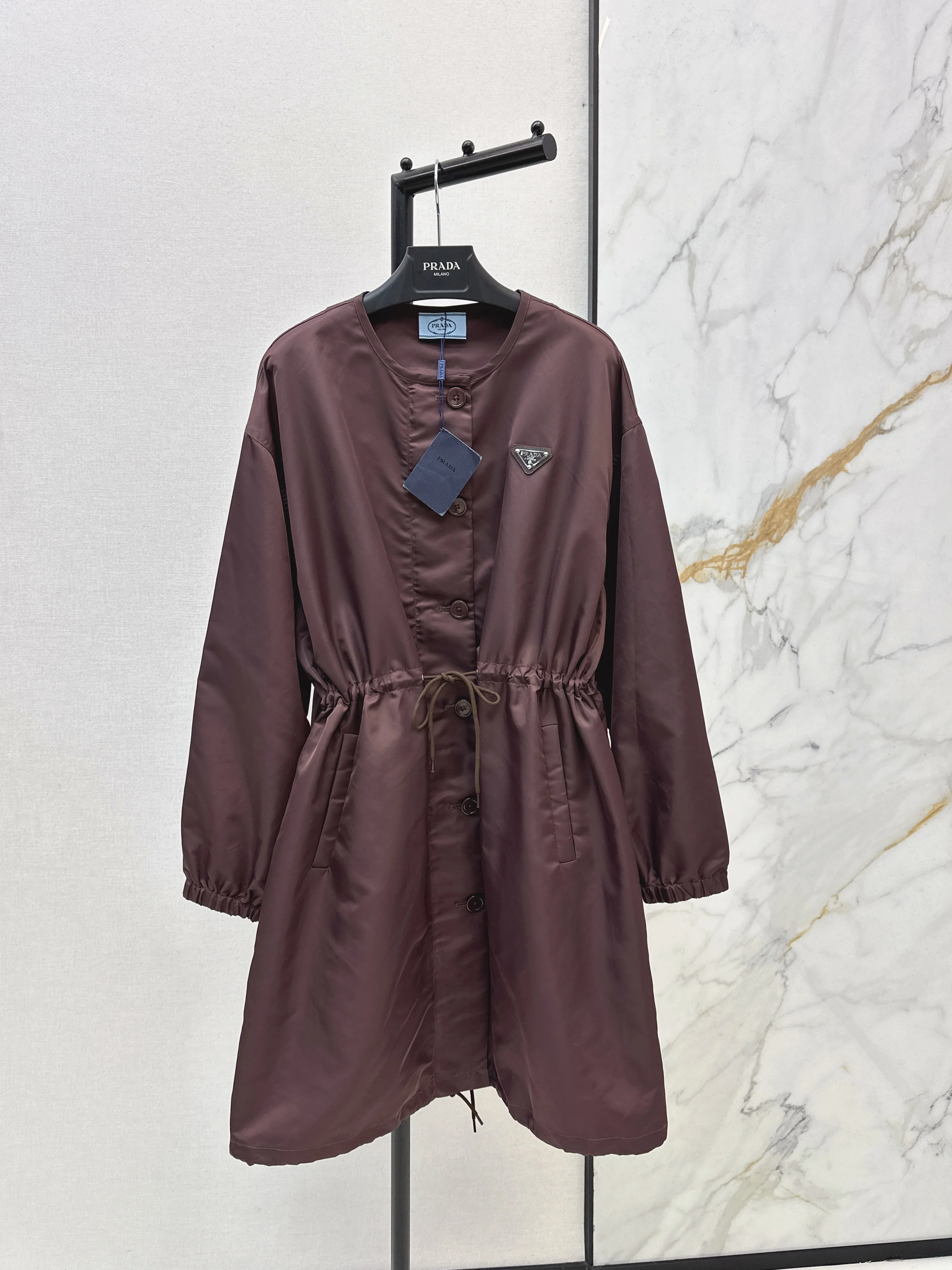 Nylon zip-up single-breasted jacket