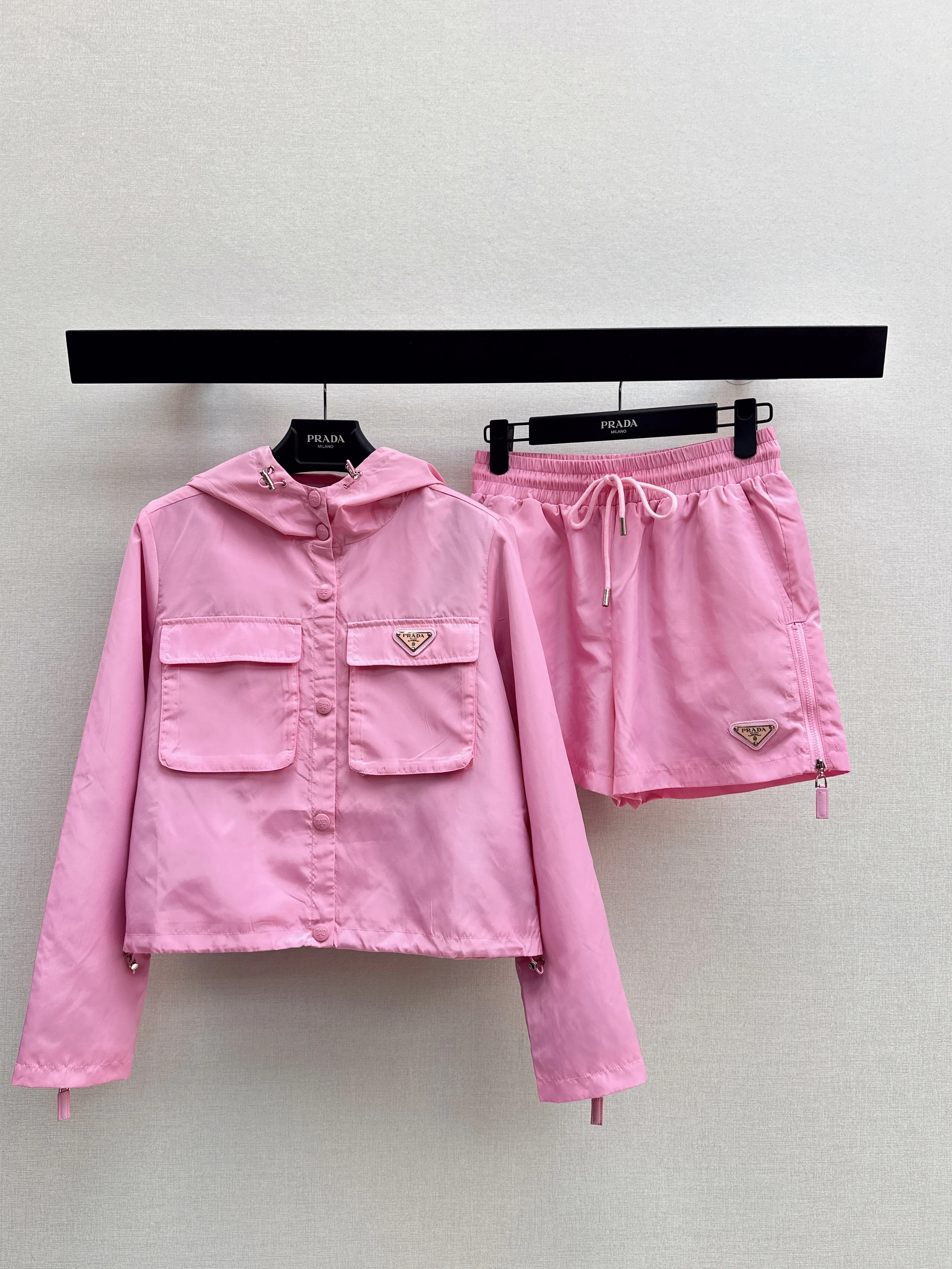 26ss Stylish Nylon Suit