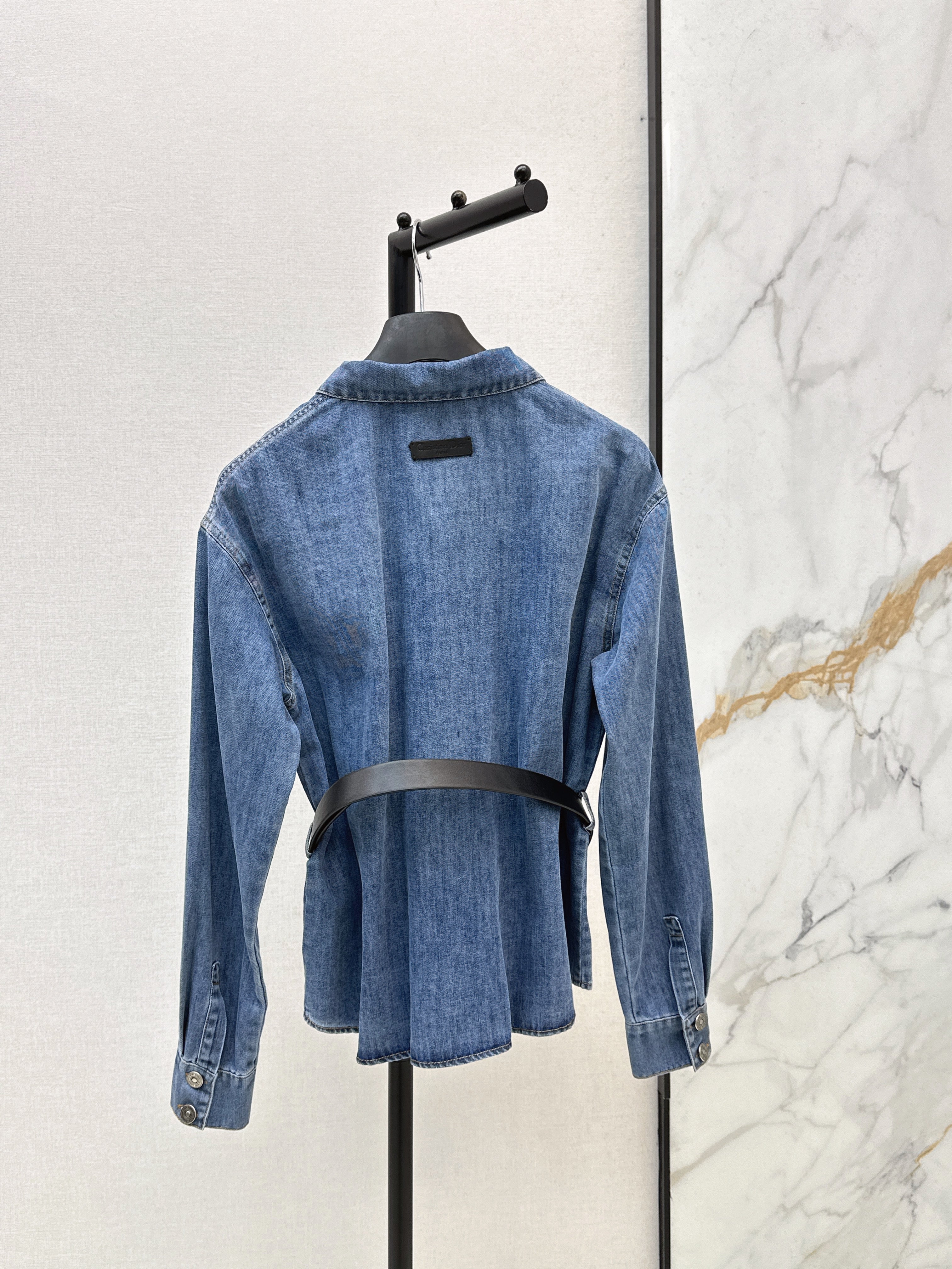 26ss Bee Embroidered Belt Denim Shirt