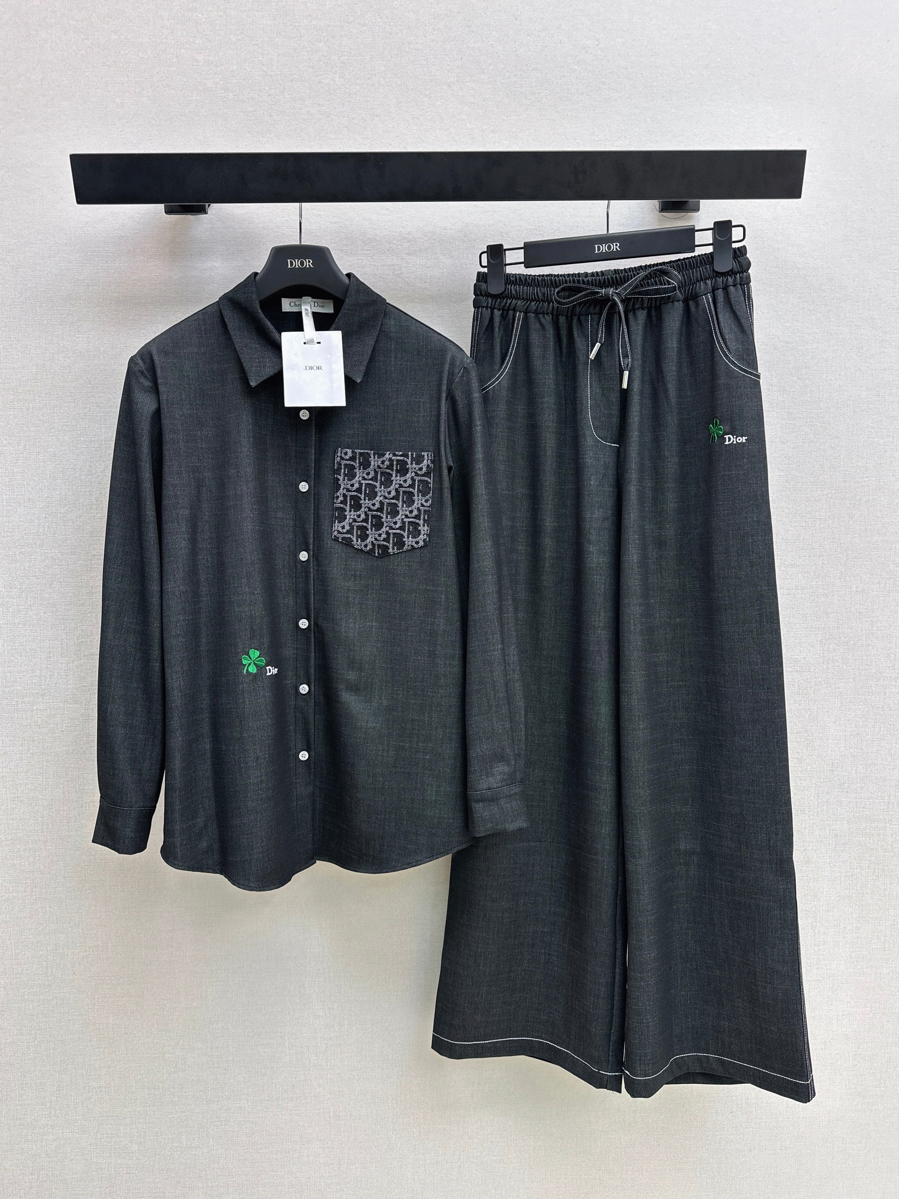 Relaxed and chic outfit set