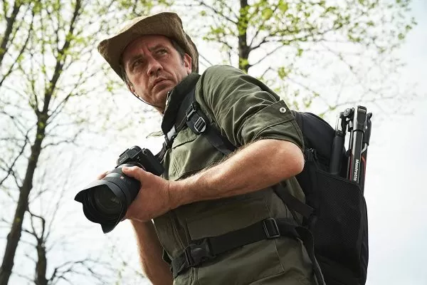 Sony a7R III Mirrorless Camera: 42.4MP Full Frame High Resolution Interchangeable Lens Digital Camera with Front End LSI Image Processor, 4K HDR Video and 3" LCD Screen - ILCE7RM3/B Body, Black - Amazon