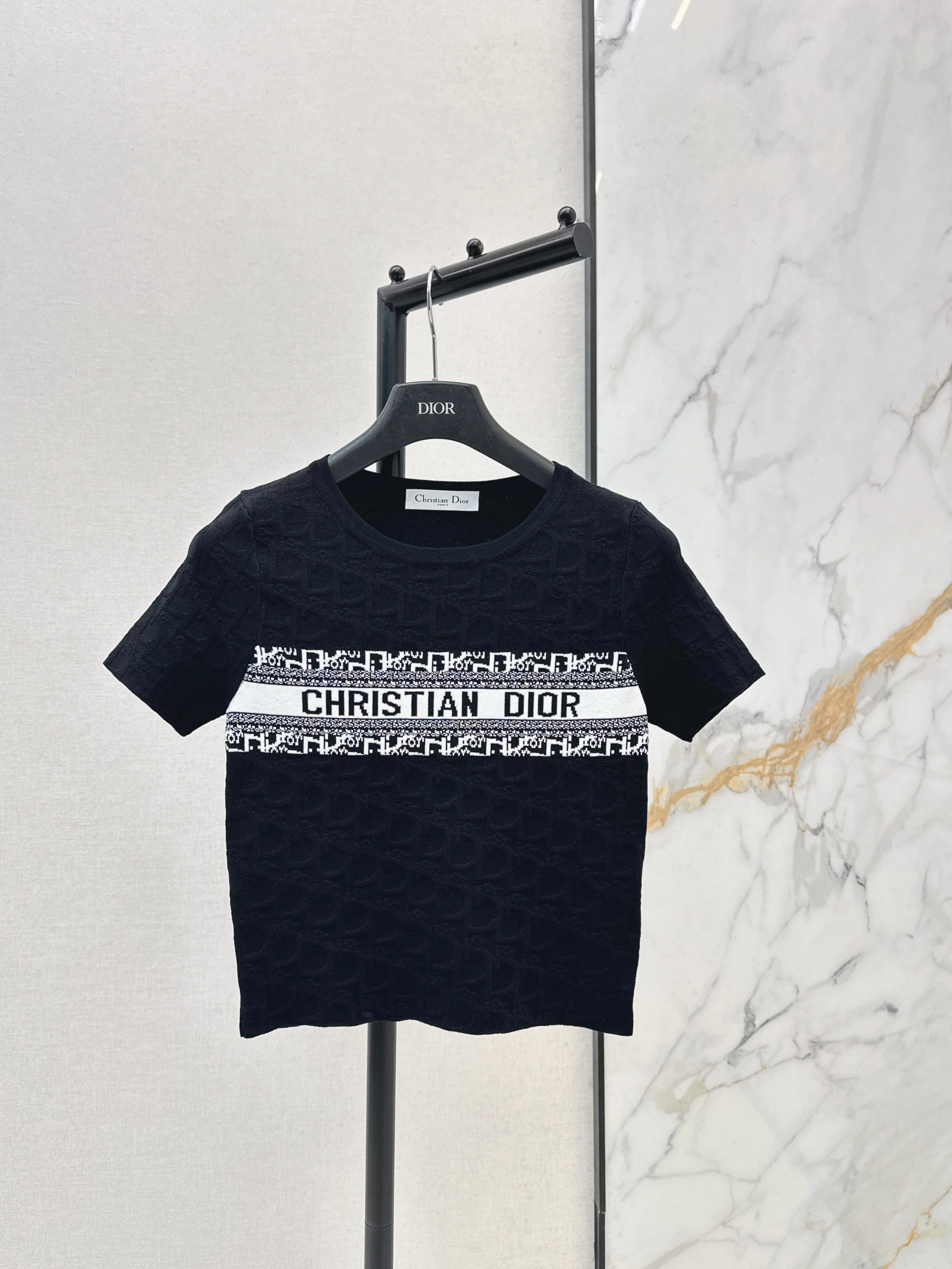 Jacquard Short-Sleeve