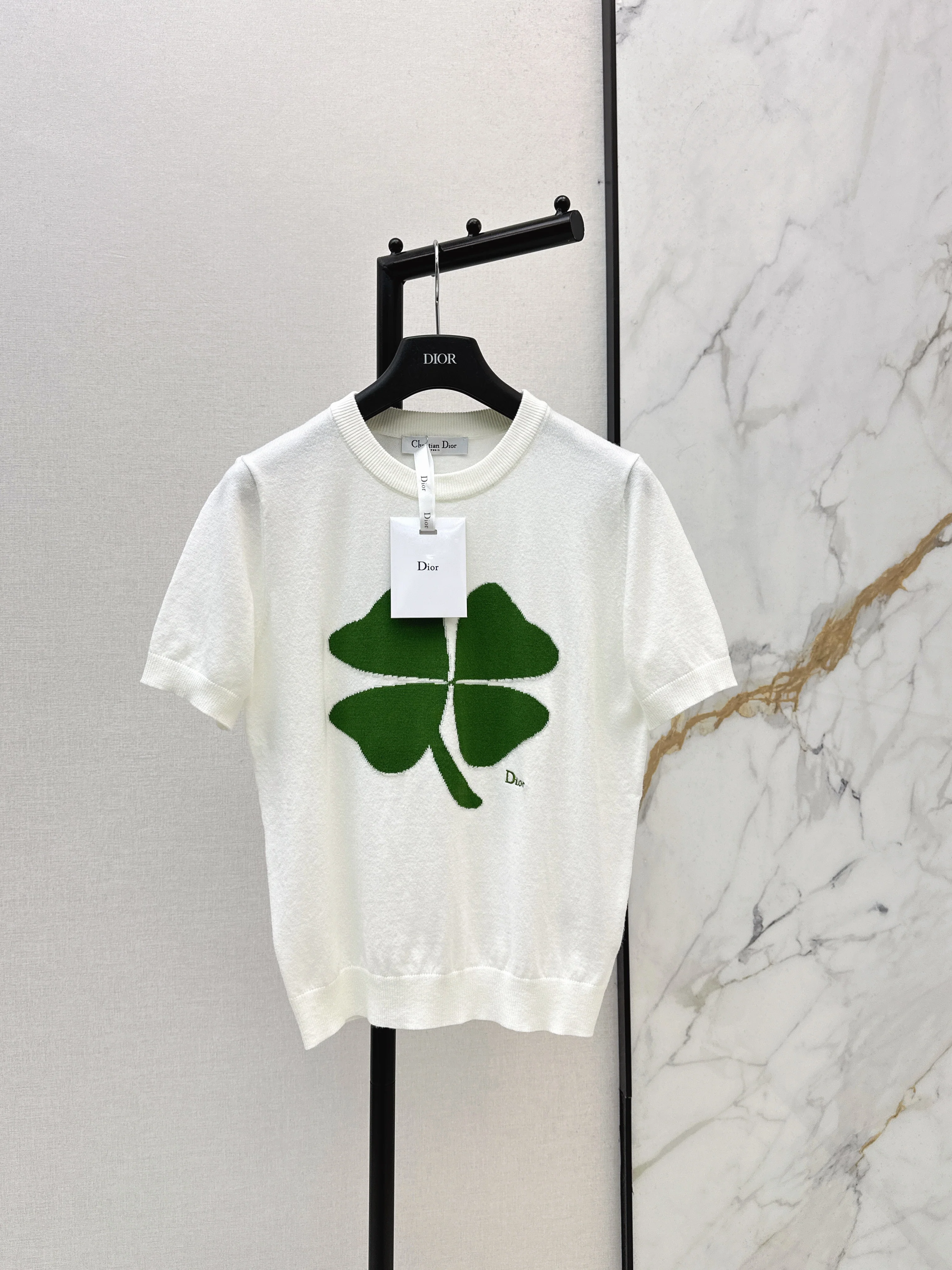Four-leaf clover knit T-shirt