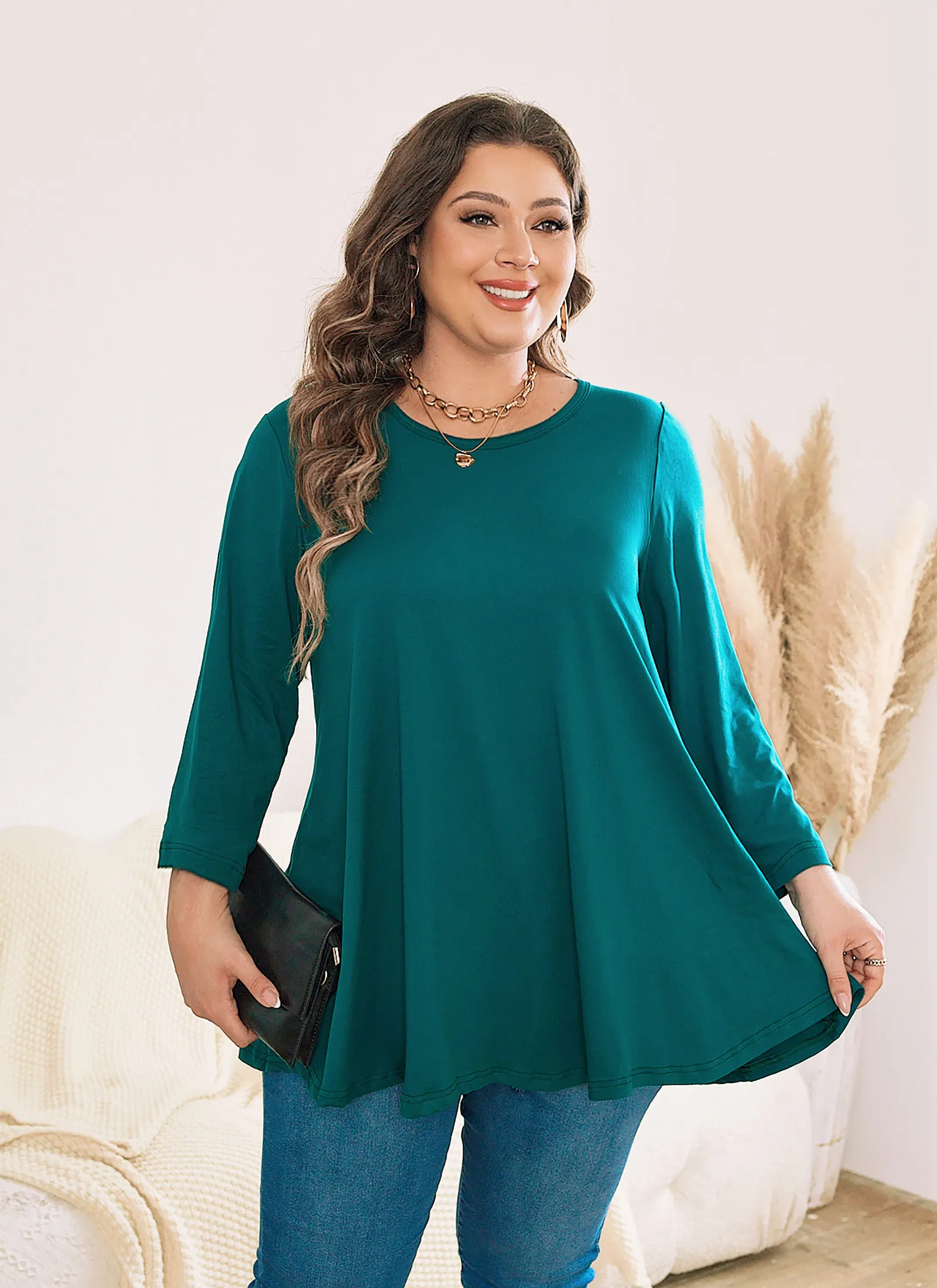 Womens Tunic Tops 3/4 Sleeve Plus Size Crew Neck Swing Flare Loose Fit T-Shirt Blouses to Wear with Leggings