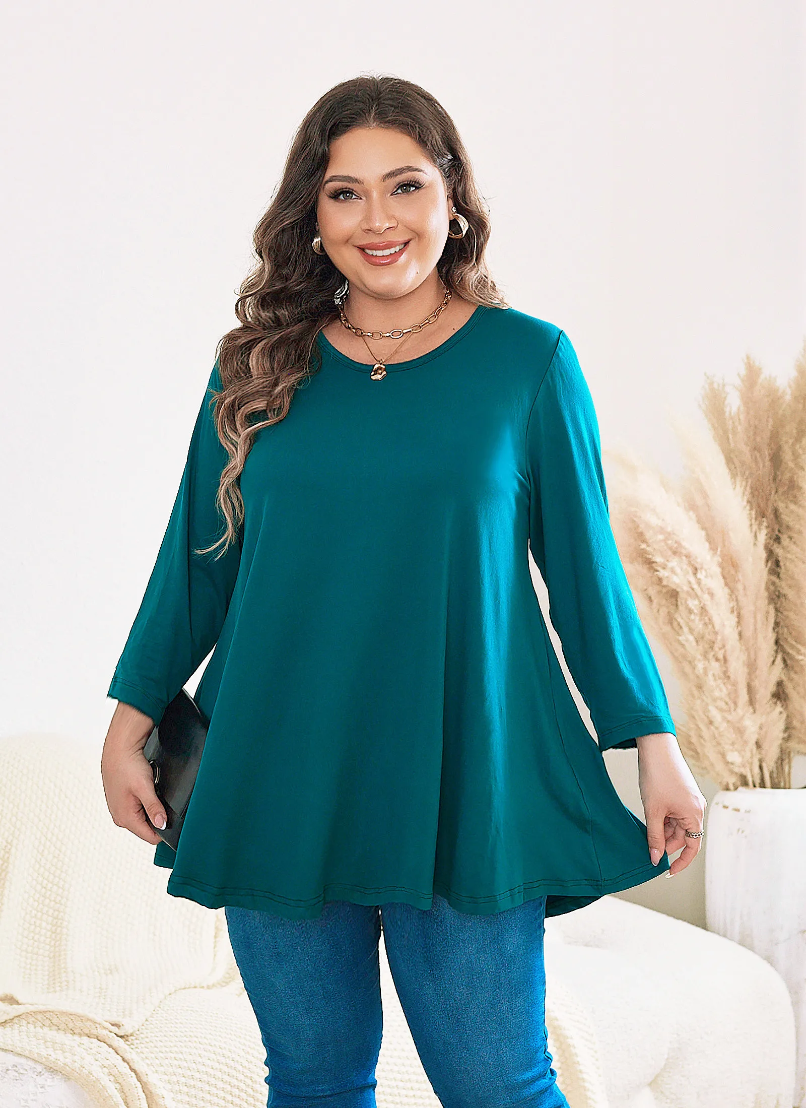Womens Tunic Tops 3/4 Sleeve Plus Size Crew Neck Swing Flare Loose Fit T-Shirt Blouses to Wear with Leggings