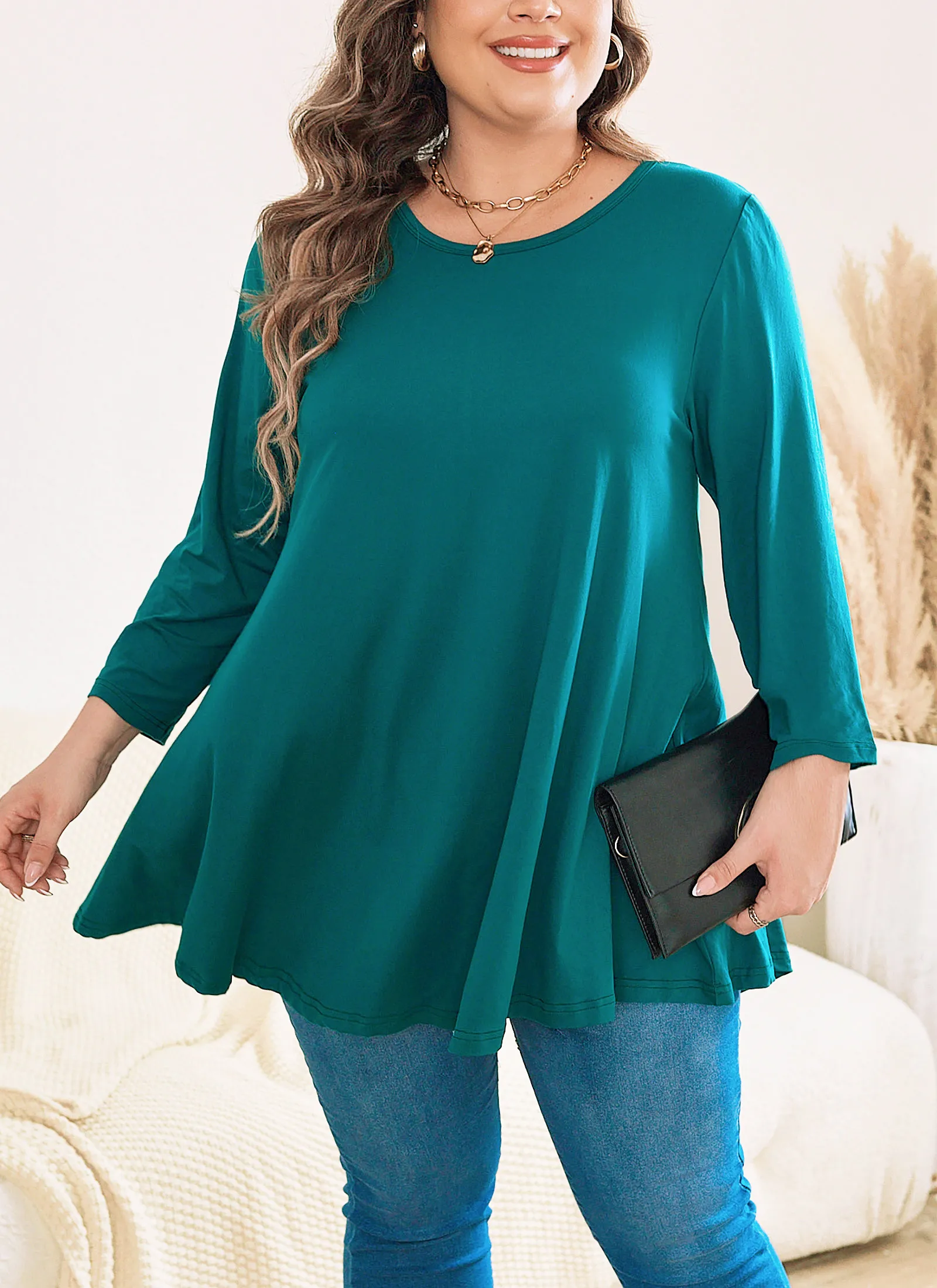Womens Tunic Tops 3/4 Sleeve Plus Size Crew Neck Swing Flare Loose Fit T-Shirt Blouses to Wear with Leggings