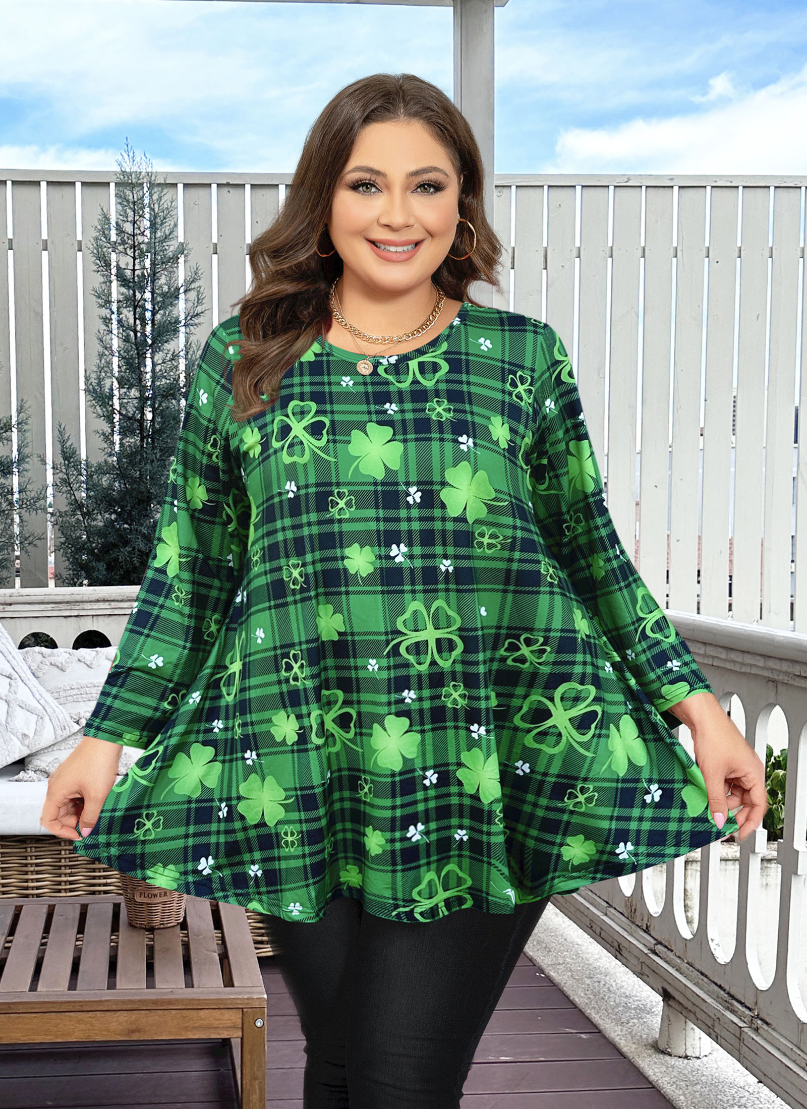 Tunic Tops for Women Plus Size 3/4 Sleeve Crew Neck Swing Flare Loose T-Shirt Blouses to Wear with Leggings Four-leaf clover