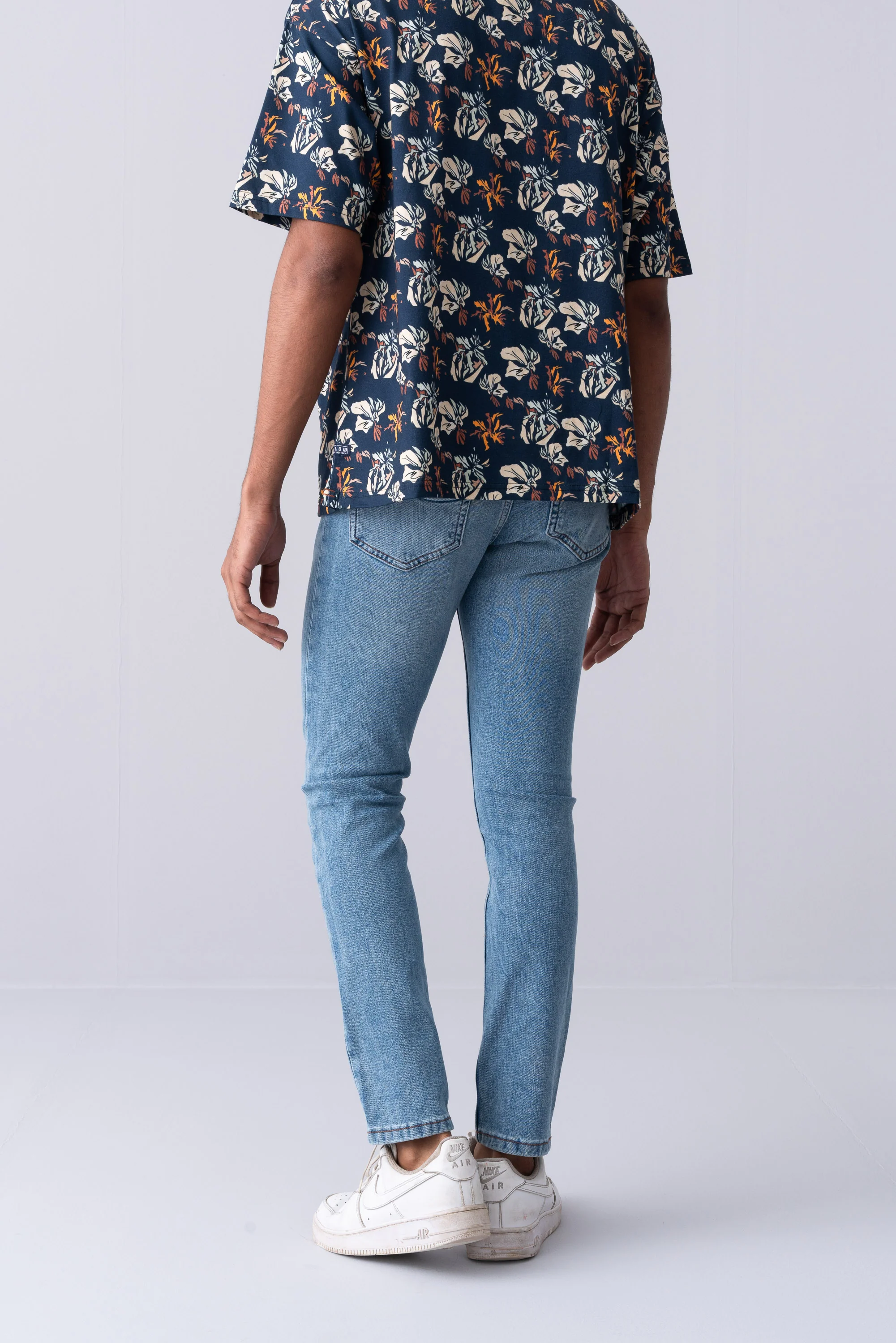 Tapered Fit Washed Blue Jeans - XTXFMF