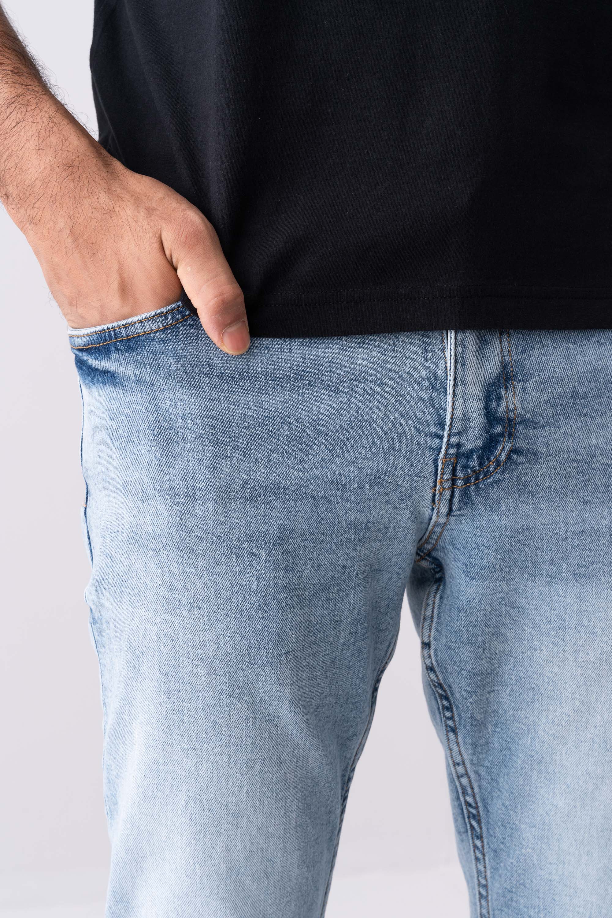 Straight Fit Light Blue Jeans - XTXFMF