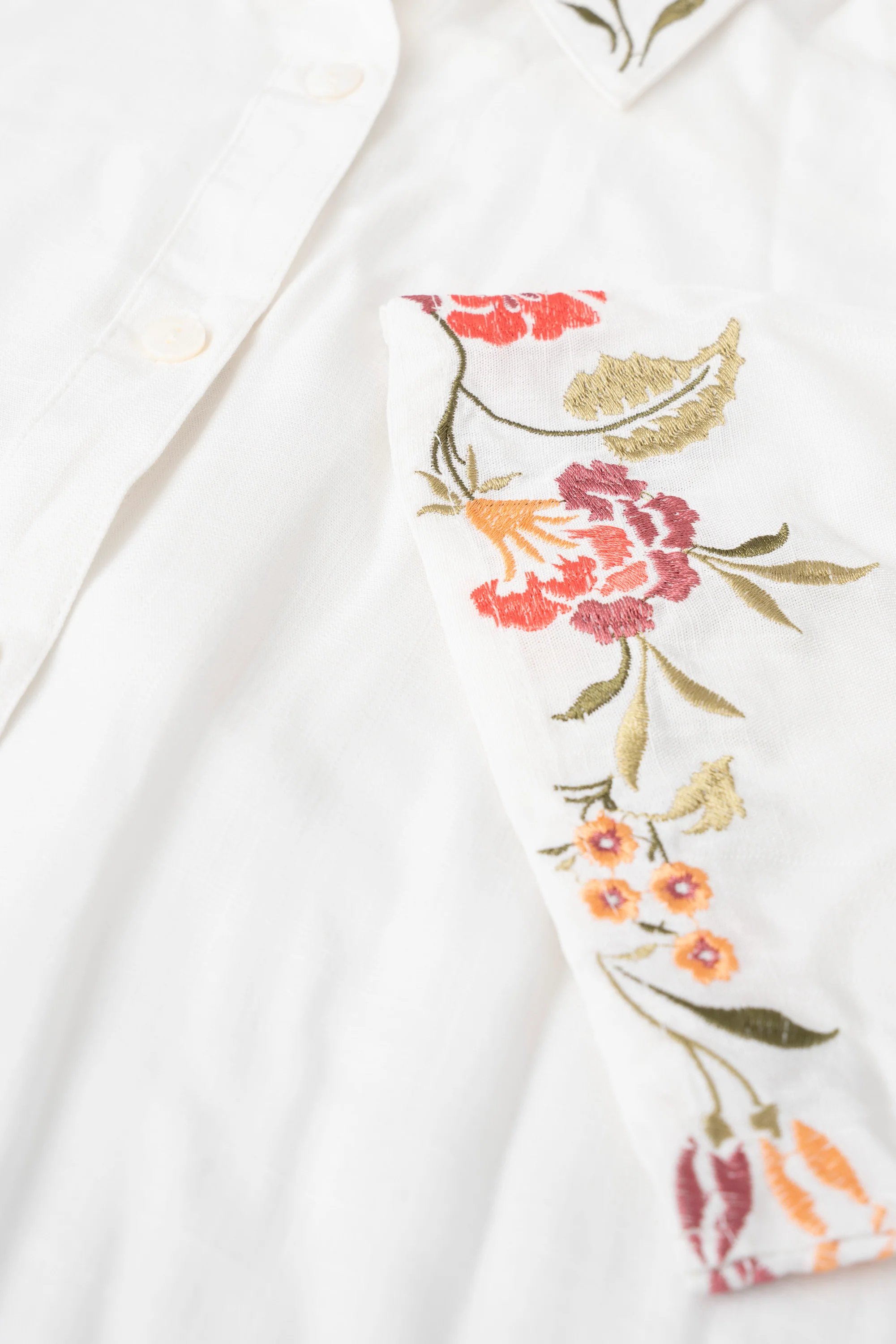 Relaxed Fit Embroidered Viscose Casual Shirt - XTXFMF
