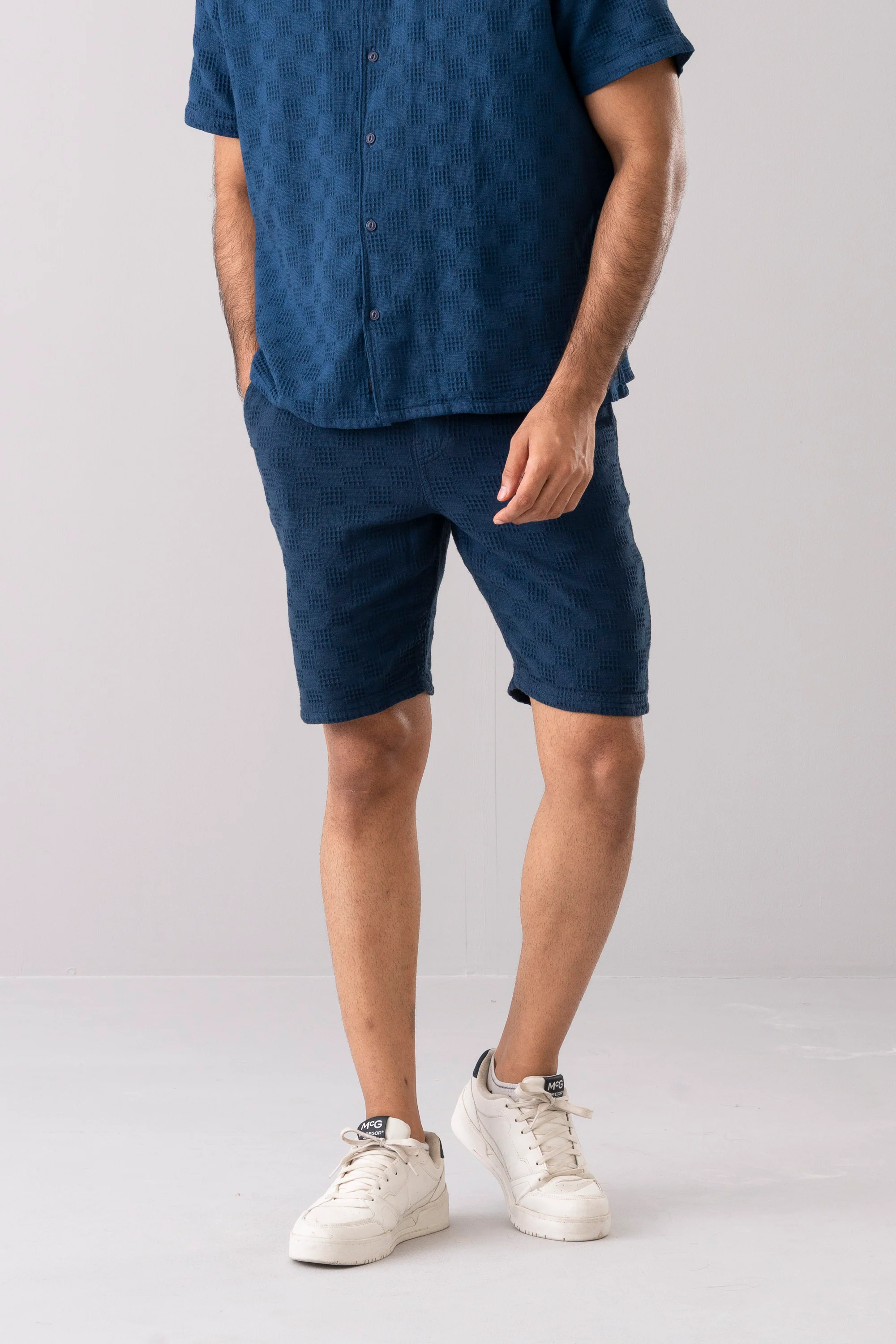 Regular Fit Textured Shorts - XTXFMF