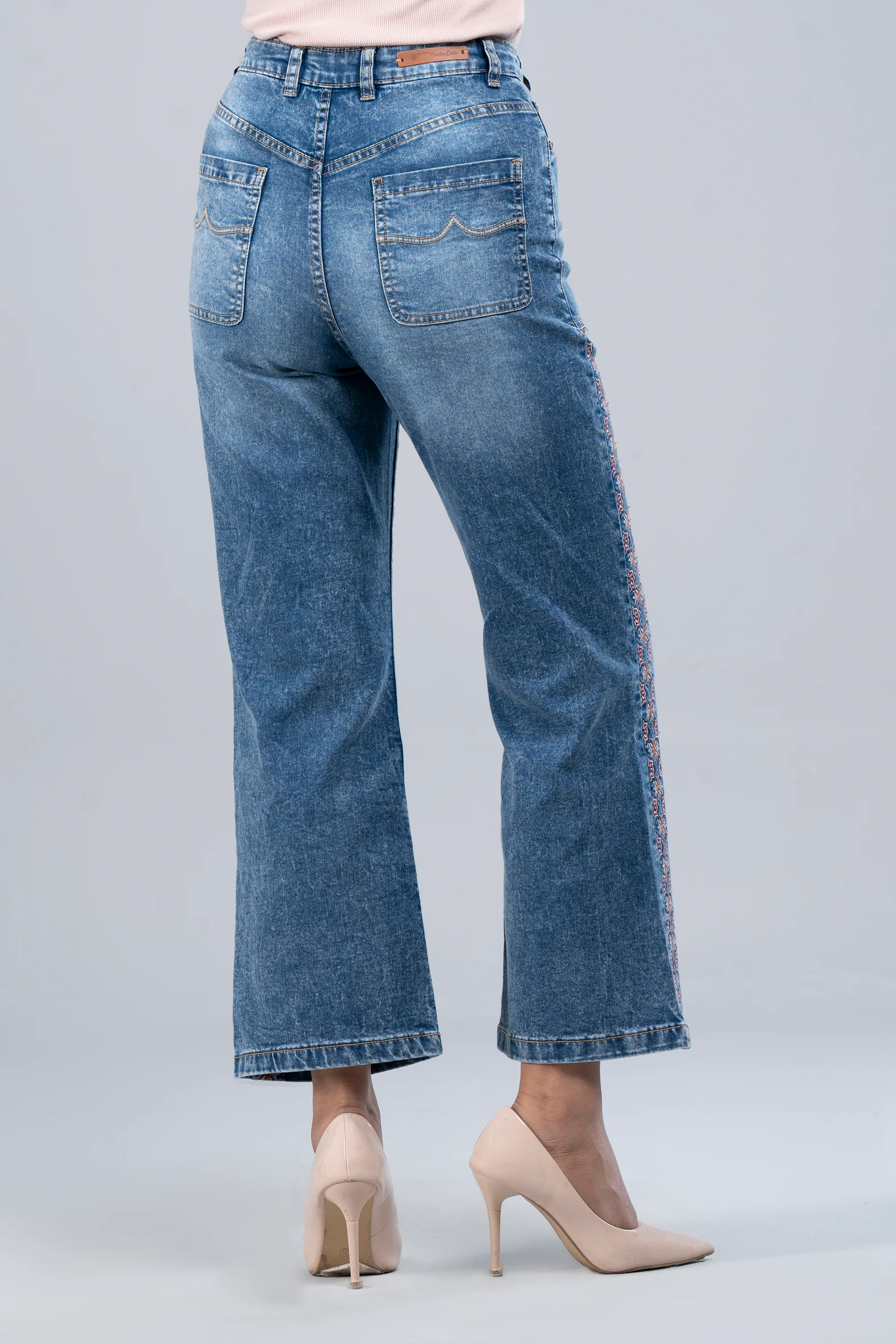 Wide-Leg Embroidered Denim - XTXFMF