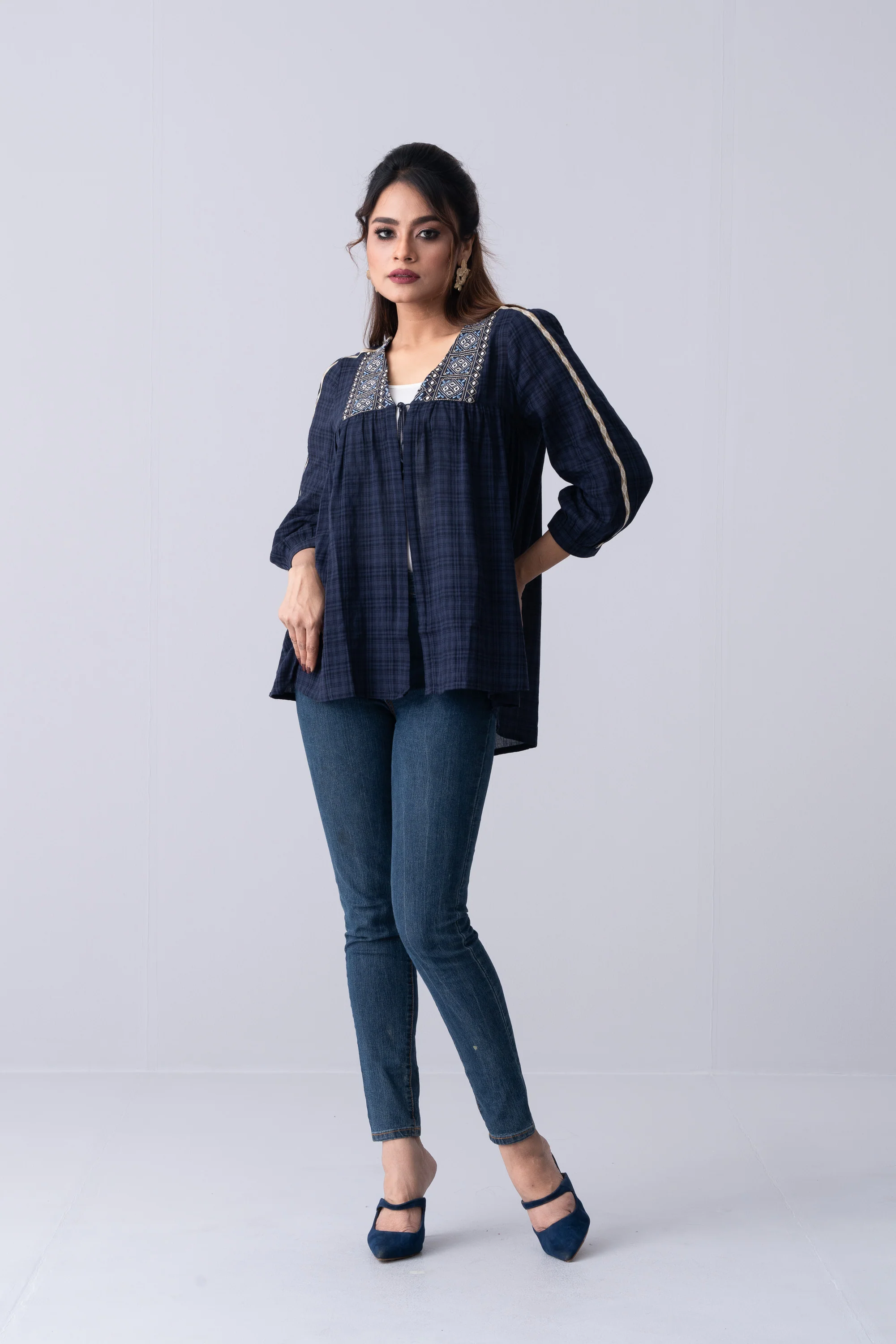 Bohemian-Style Embroidered Bolero Top - XTXFMF