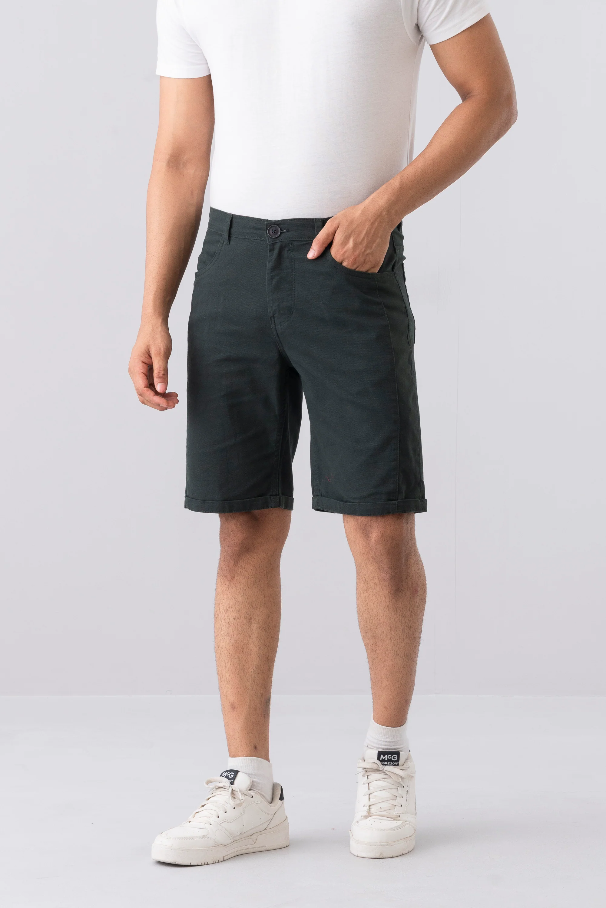 Slim Fit Solid Shorts - XTXFMF