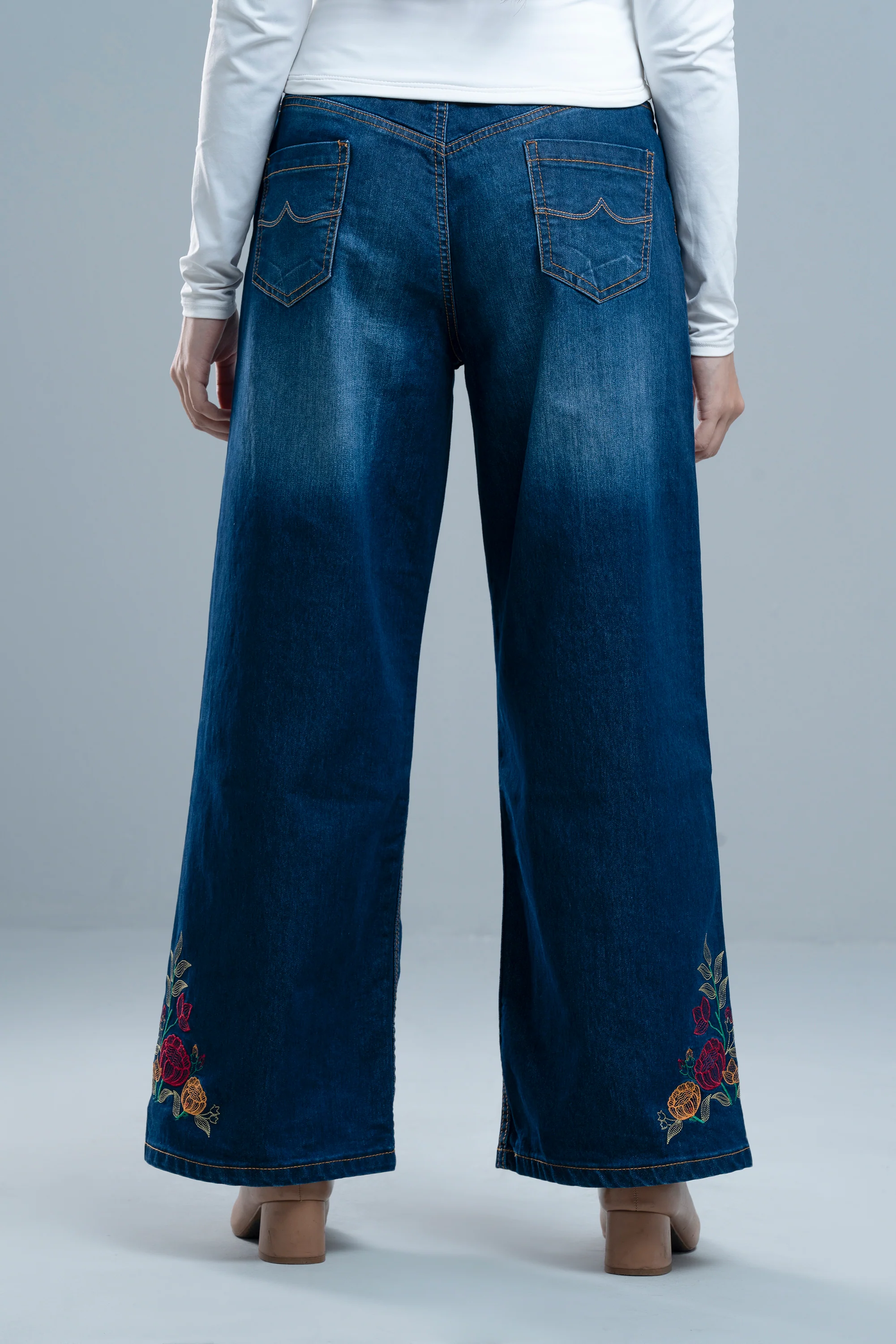 Wide-Leg Embroidered Denim - XTXFMF