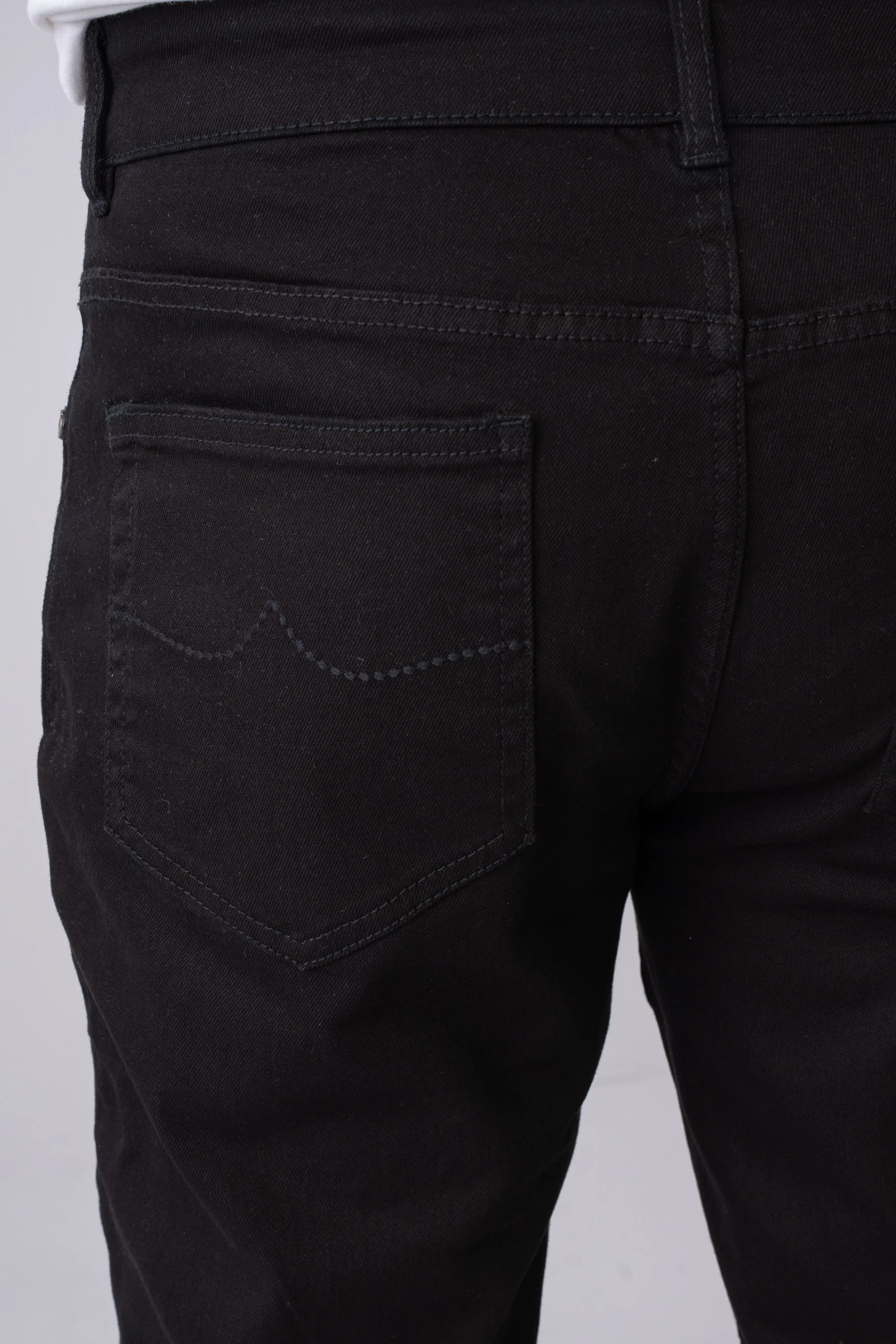 Straight Fit Black Jeans - XTXFMF