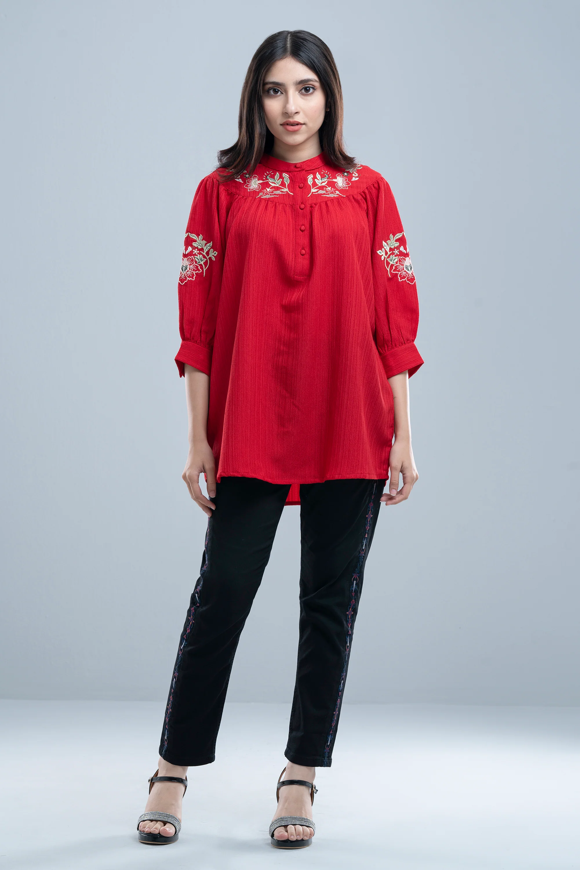 Floral-Embroidered Casual Evening Top - XTXFMF