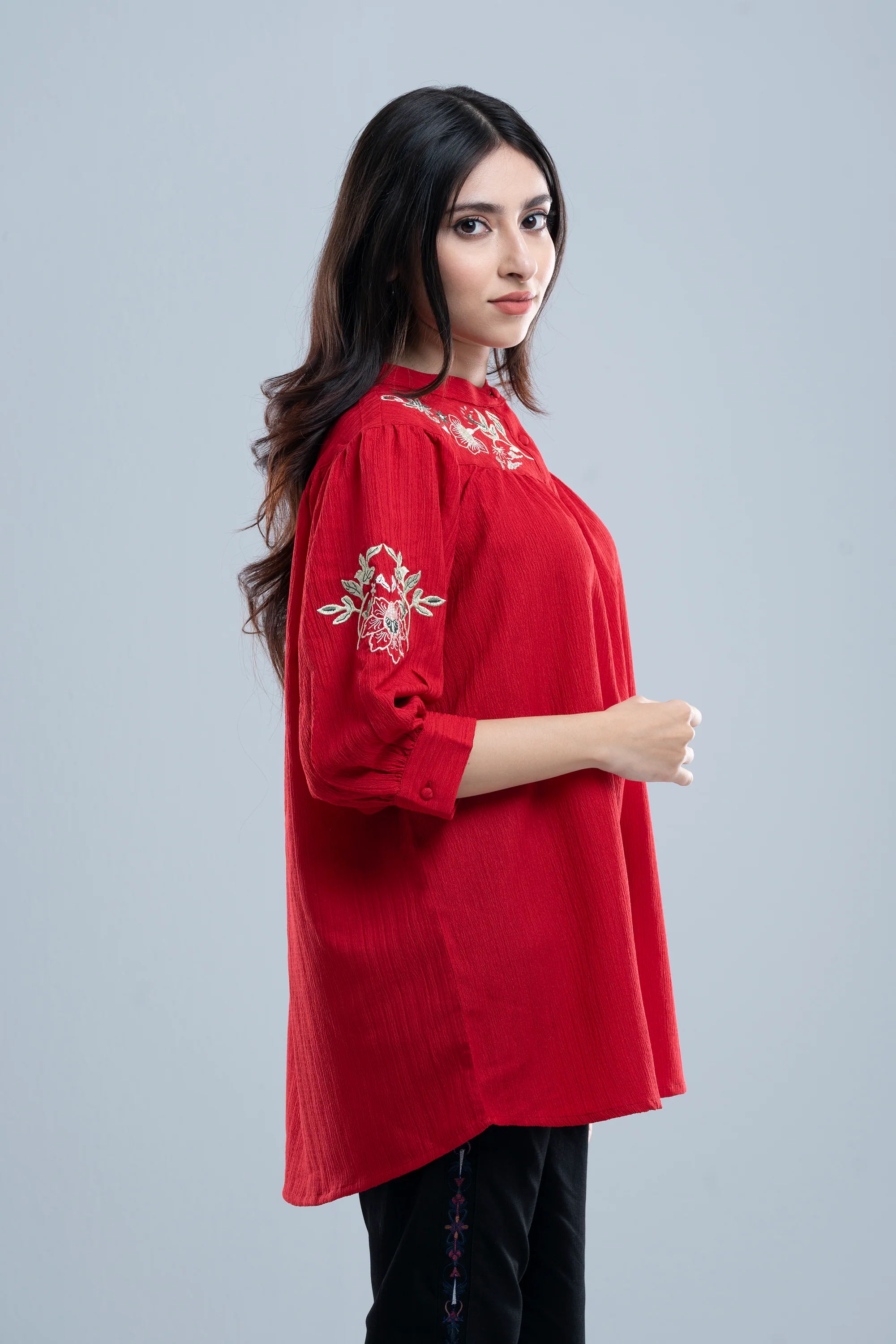 Floral-Embroidered Casual Evening Top - XTXFMF