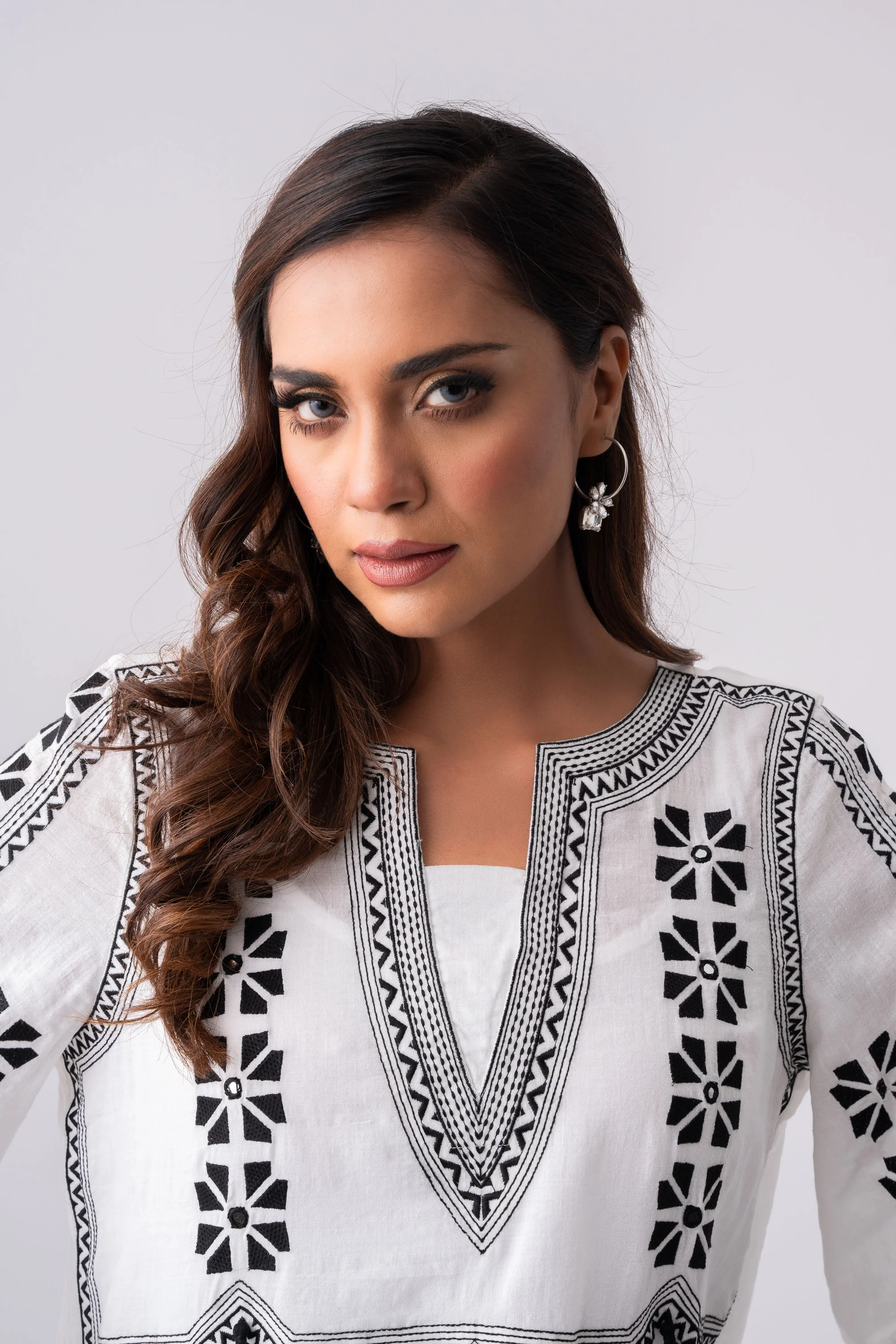 Relaxed Fit Fashion Top with Bell Sleeves - XTXFMF