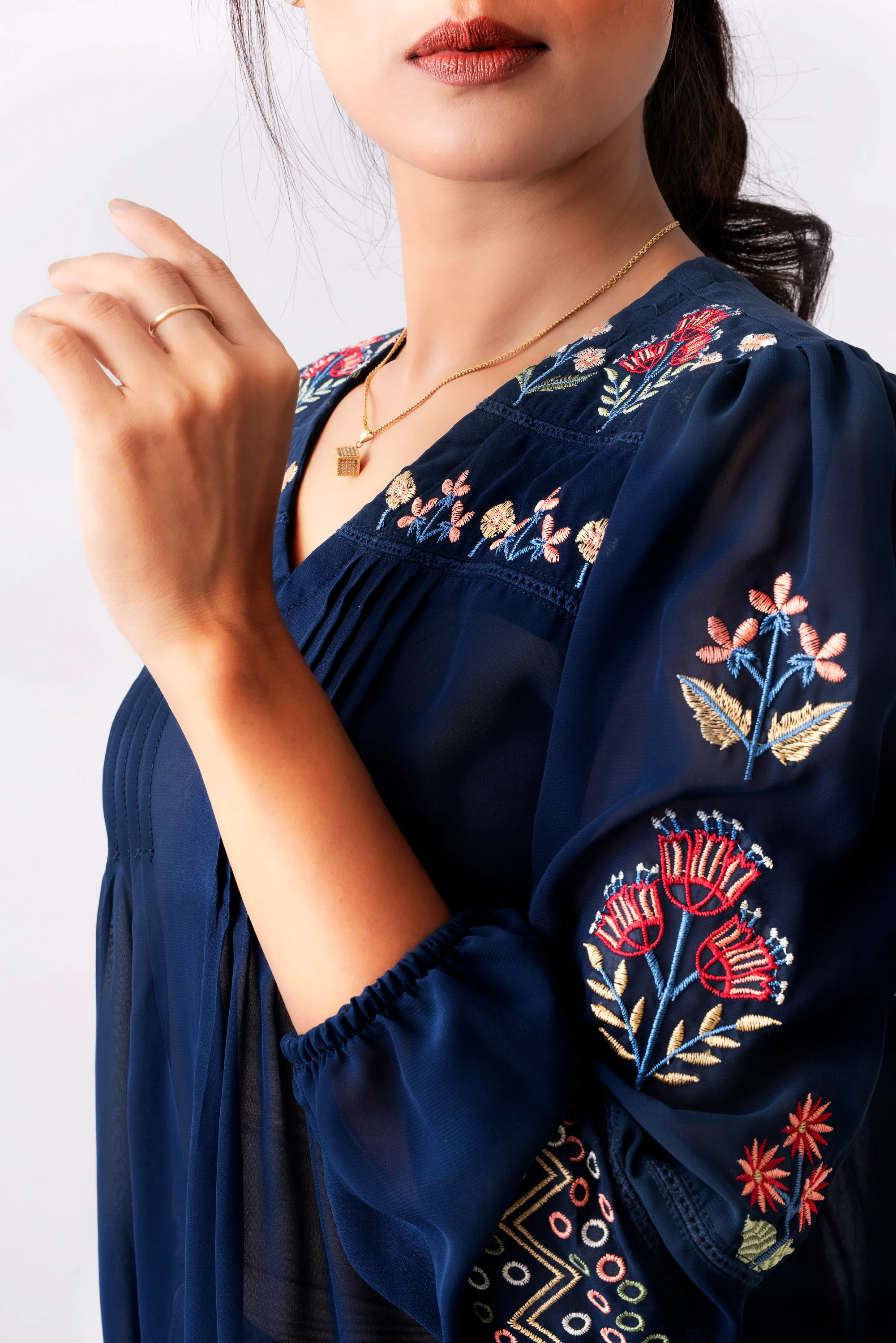 Floral Embroidered Fashion Top - XTXFMF