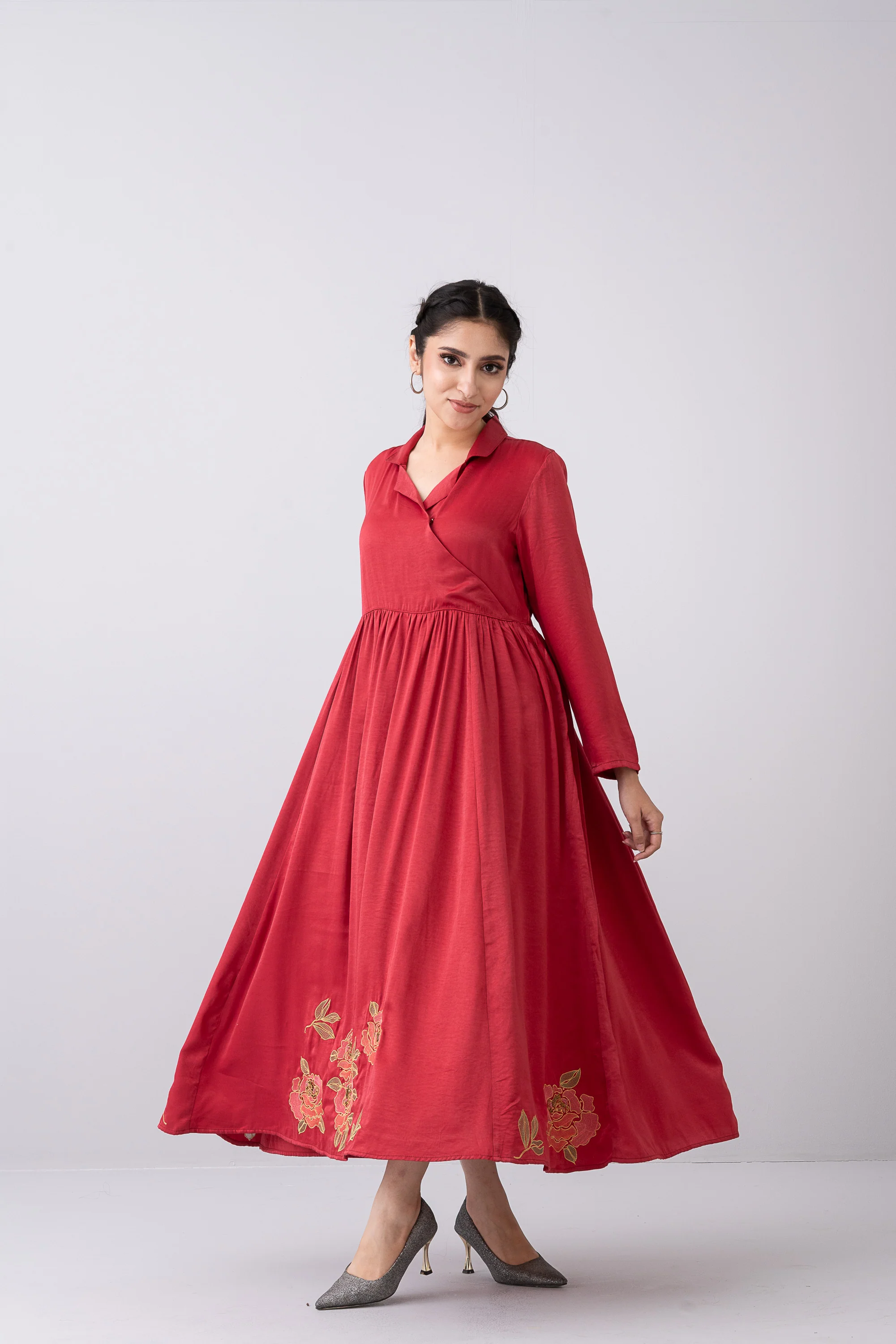 Rose-Detailed Satin Long Dress - XTXFMF