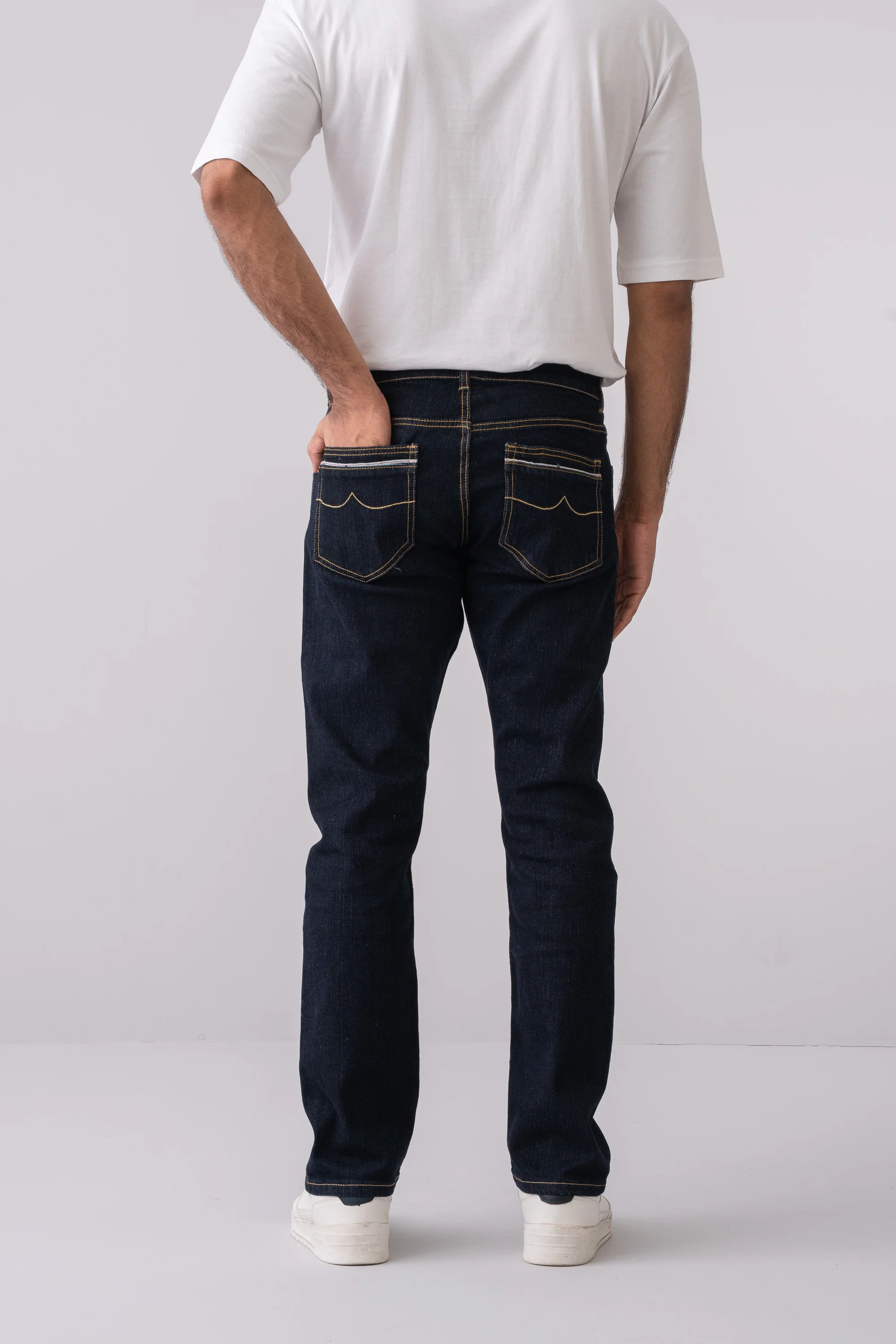 Straight Fit Raw Selvedge Jeans - XTXFMF