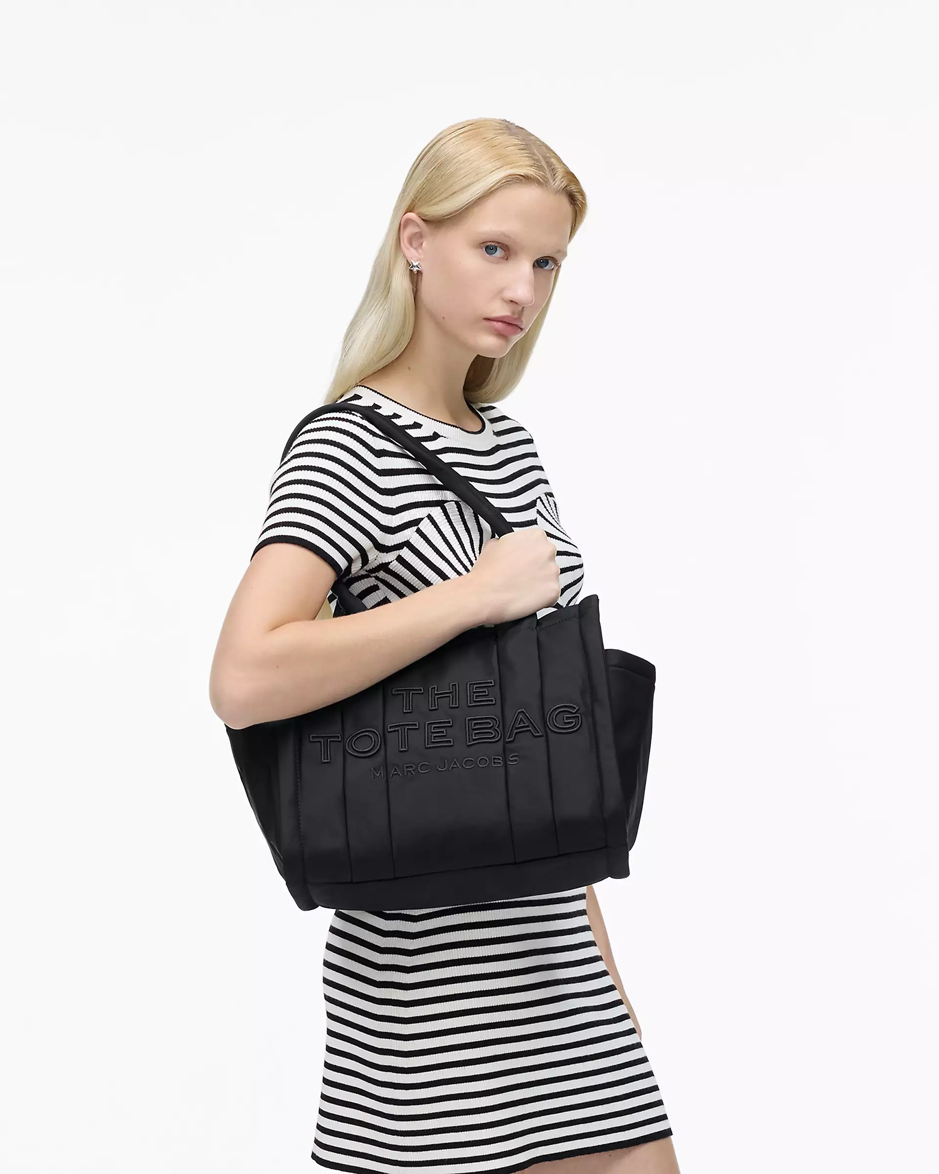THE PUFFY NYLON MEDIUM TOTE BAG - XTXFMF